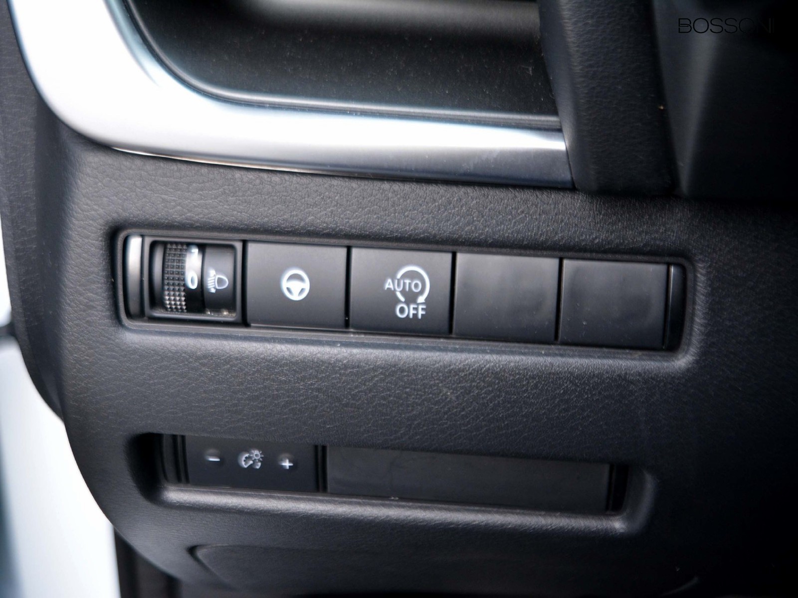 18 - Nissan Qashqai 1.3 mild hybrid 158cv n-connecta 2wd xtronic