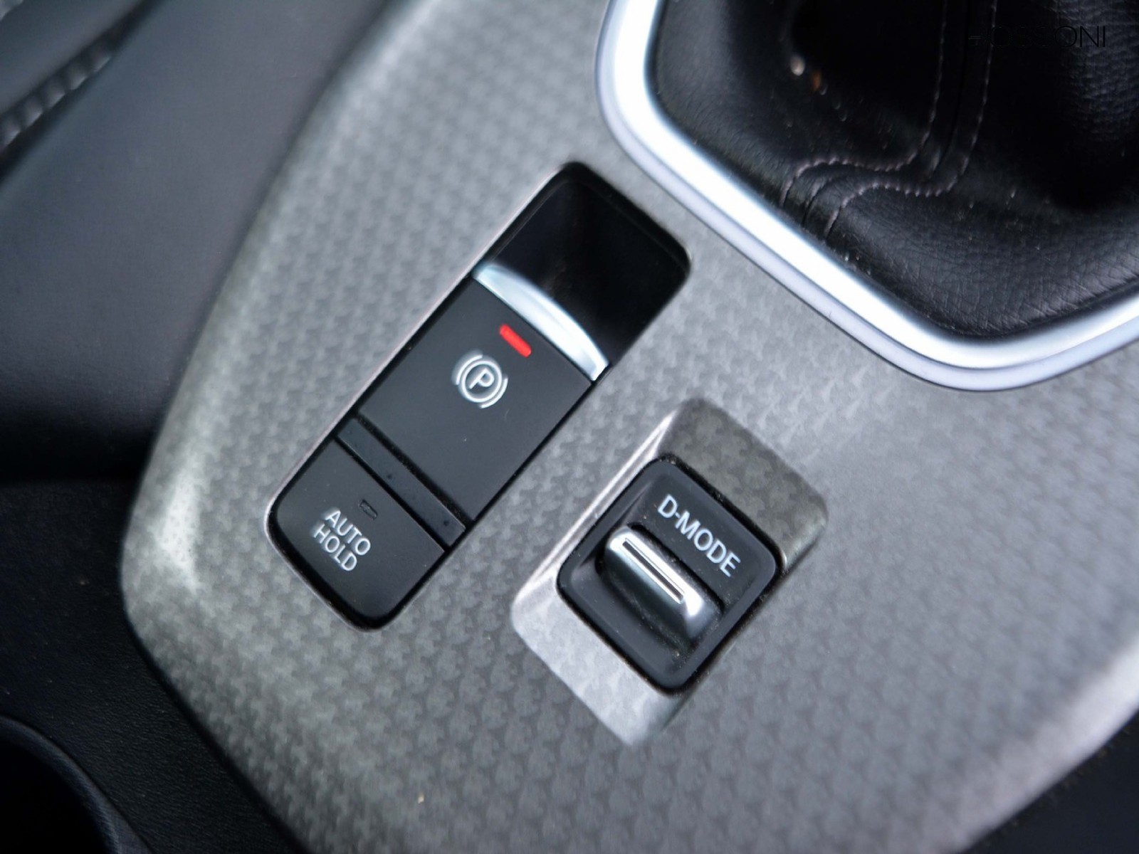 18 - Nissan Qashqai 1.3 mild hybrid 140cv n-connecta 2wd