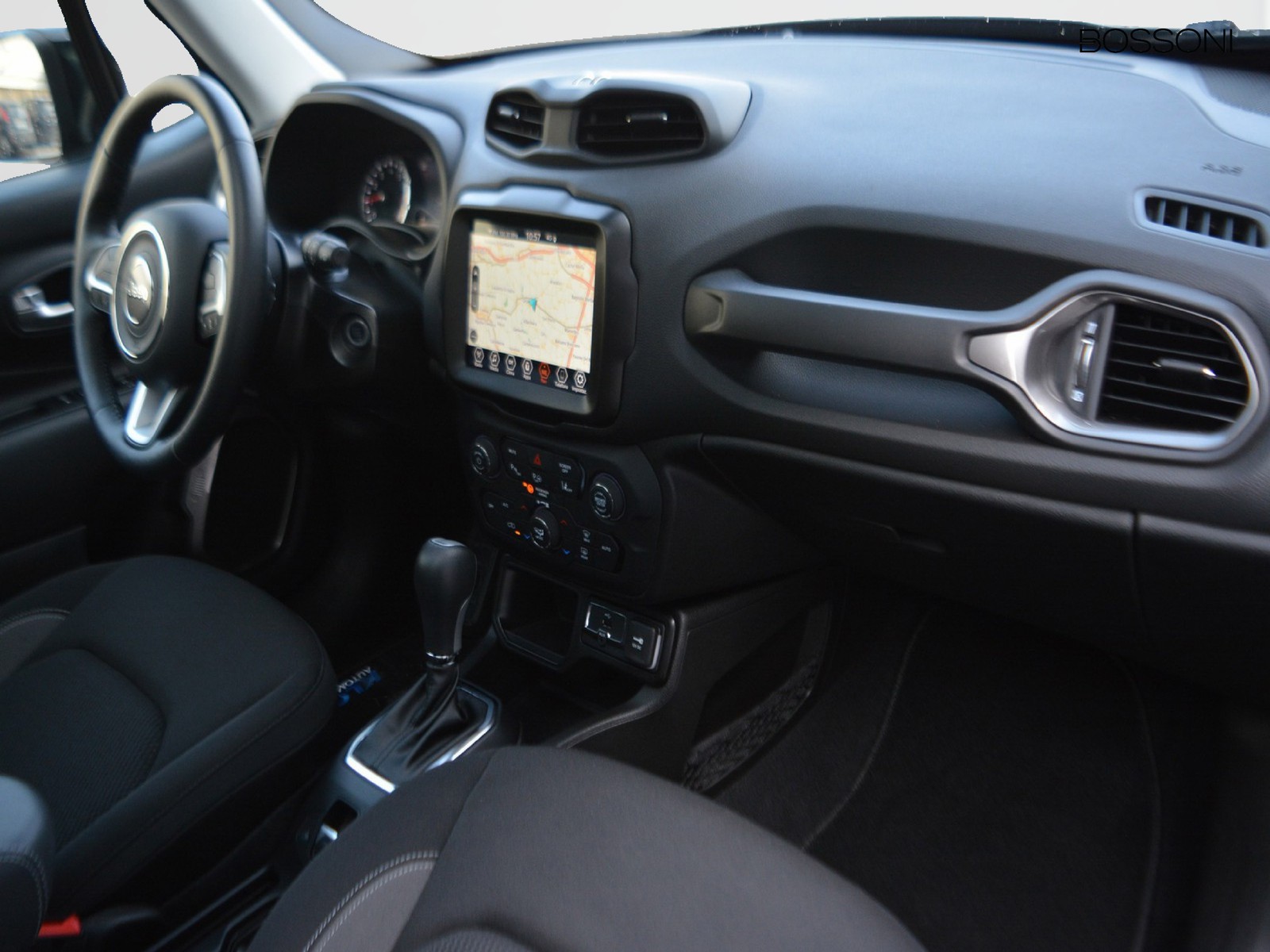 8 - Jeep Renegade 1.5 turbo t4 mhev 130cv limited 2wd