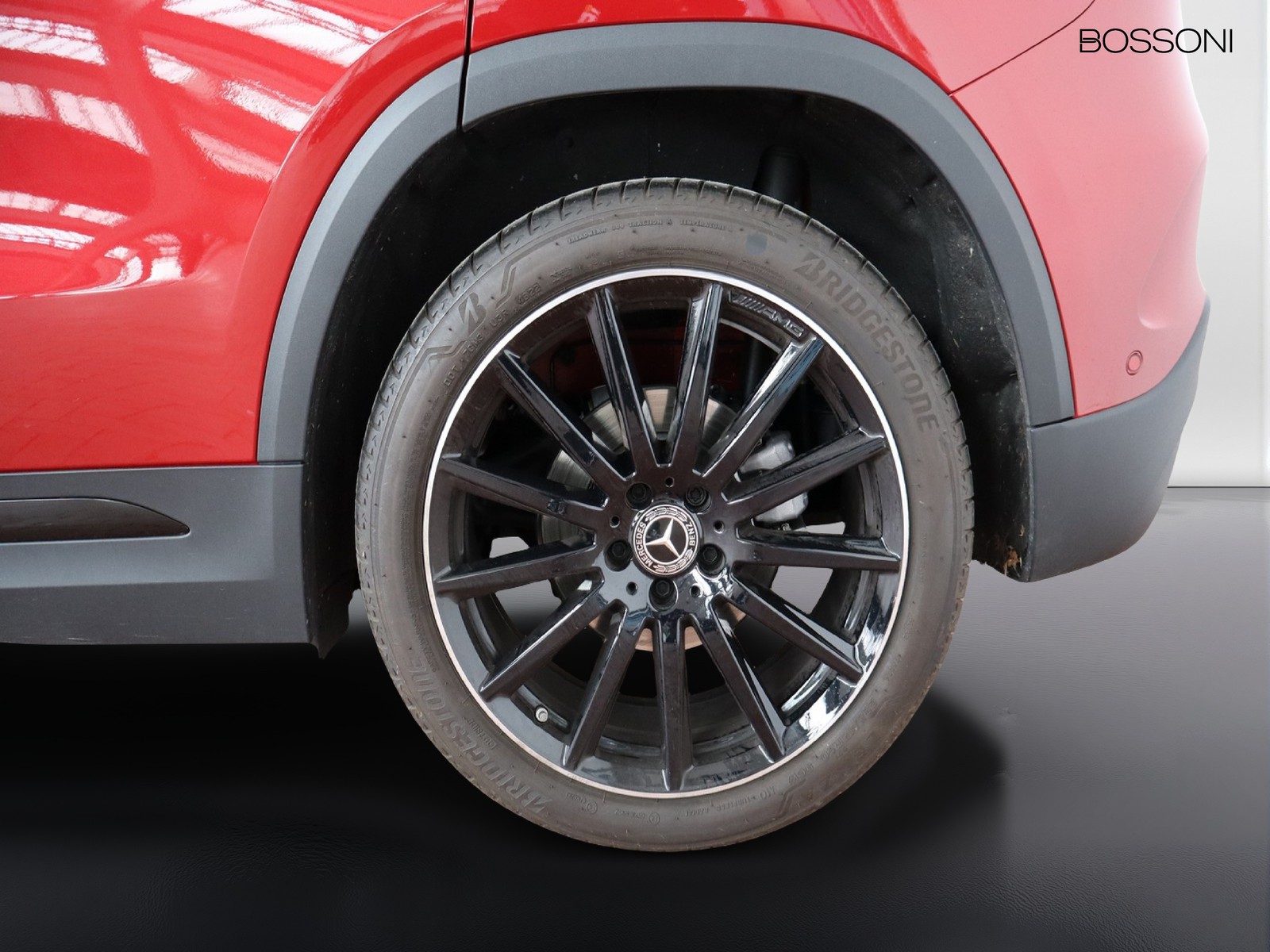 4 - Mercedes GLA 200 d premium 8g-dct