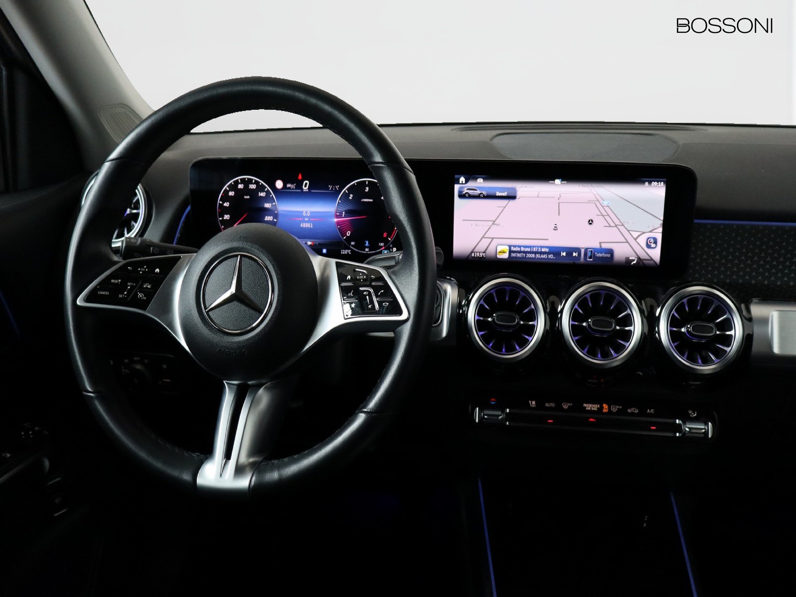 12 - Mercedes GLB 200 d progressive advanced plus 8g-dct