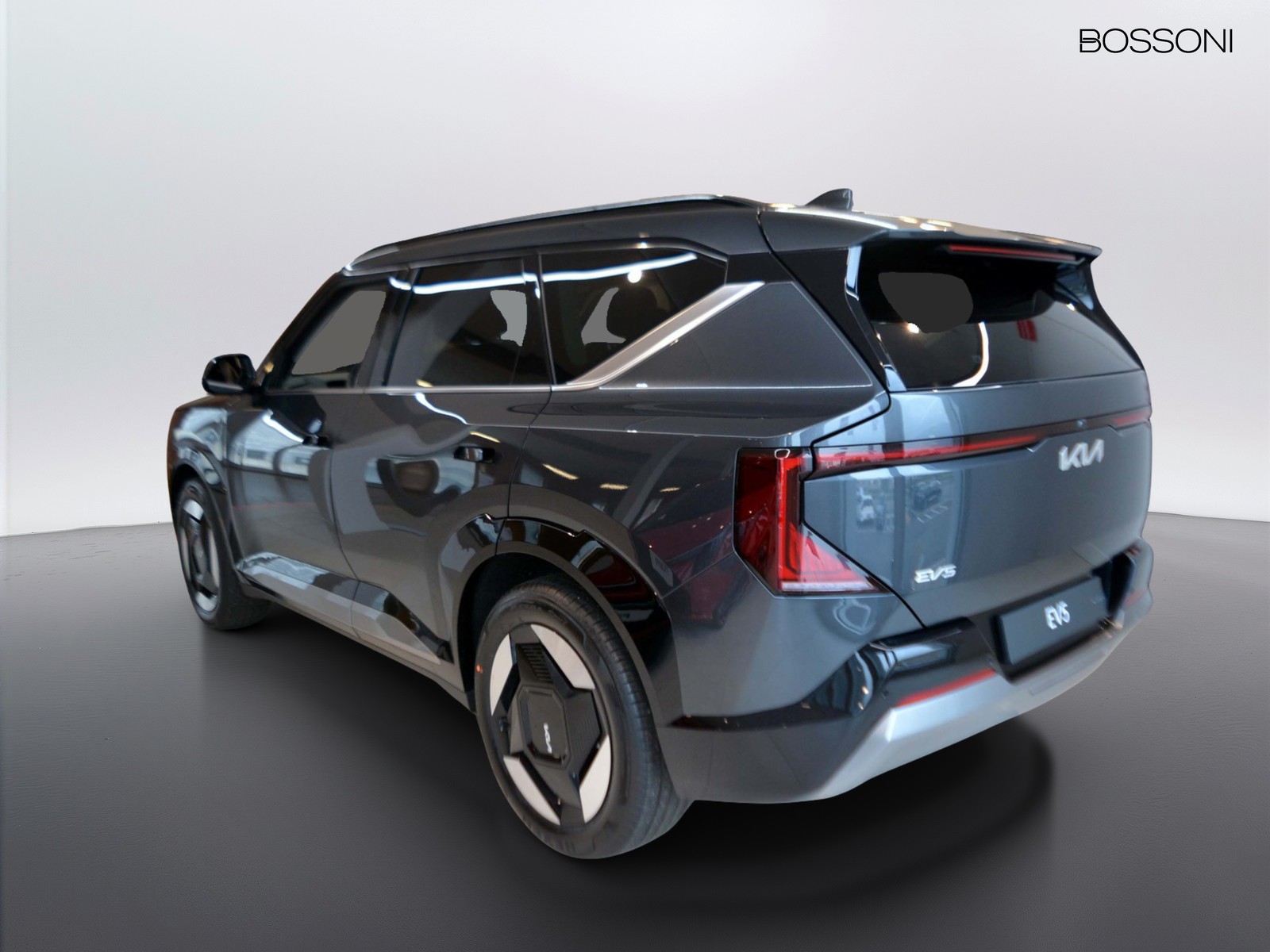 3 - Kia EV5 81,4 kwh earth