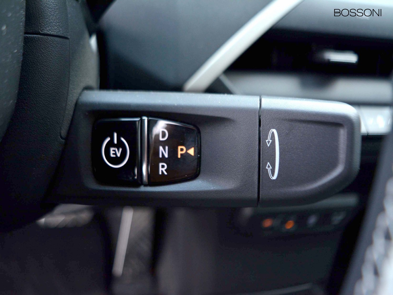 12 - Kia EV5 81,4 kwh earth