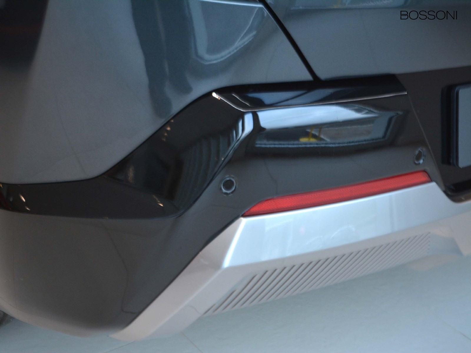 24 - Kia EV5 81,4 kwh earth