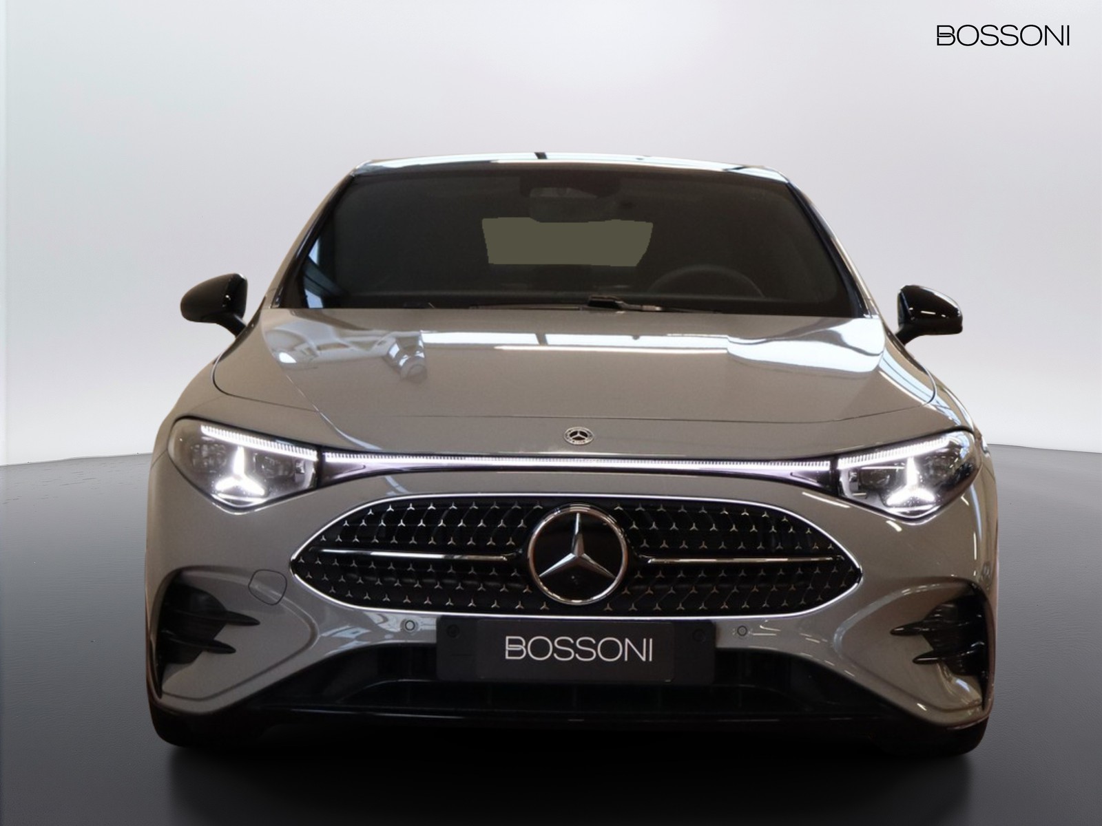 2 - Mercedes CLA 200 premium 4matic auto