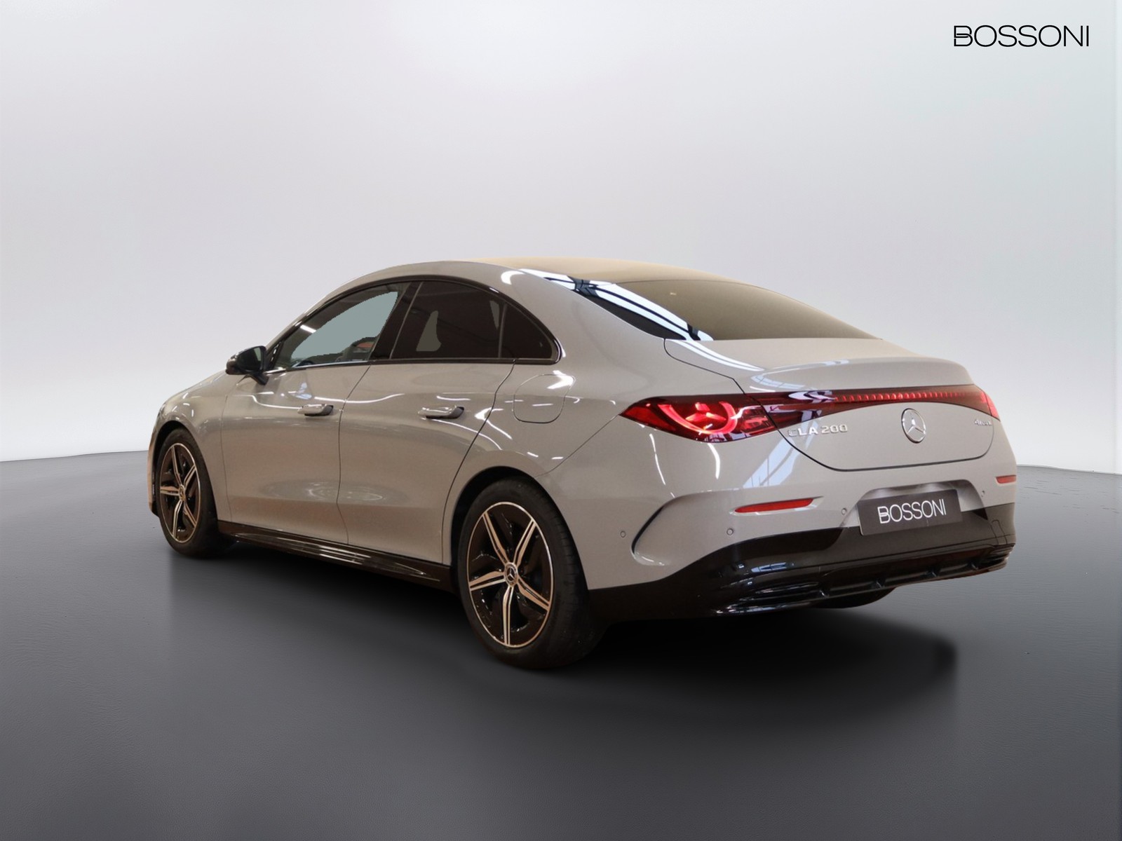 5 - Mercedes CLA 200 premium 4matic auto