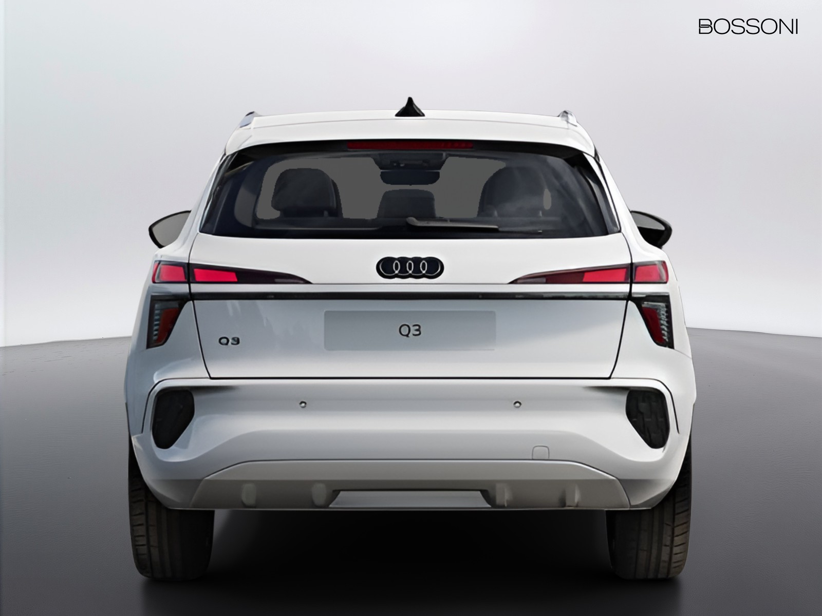 4 - Audi Q3 1.5 tfsi mhev 150cv business