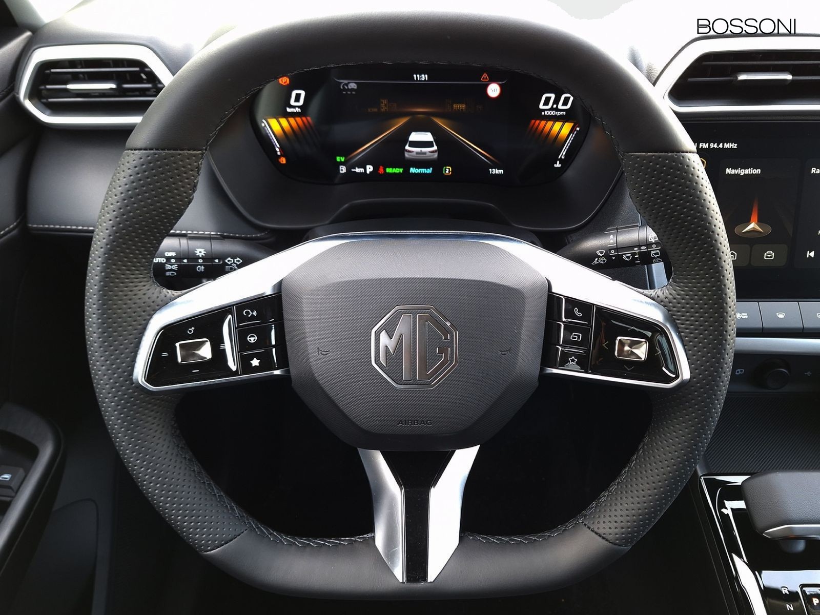 9 - Mg ZS 1.5 hybrid+ luxury auto