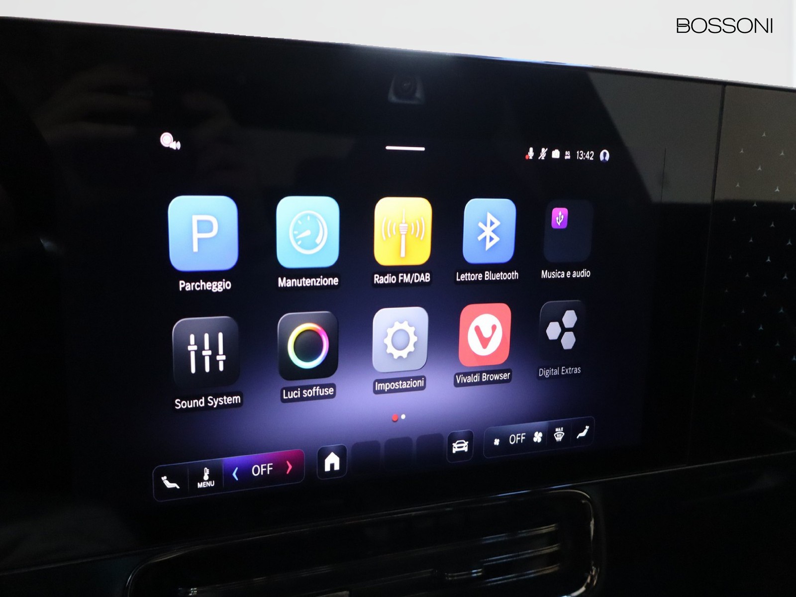 10 - Mercedes CLA 200 advanced plus 4matic auto