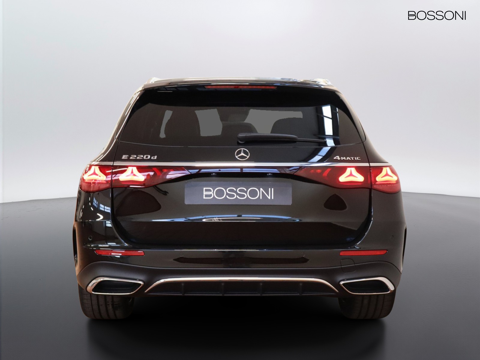 6 - Mercedes Classe E station wagon 220 d amg line advanced 4matic 9g-tronic