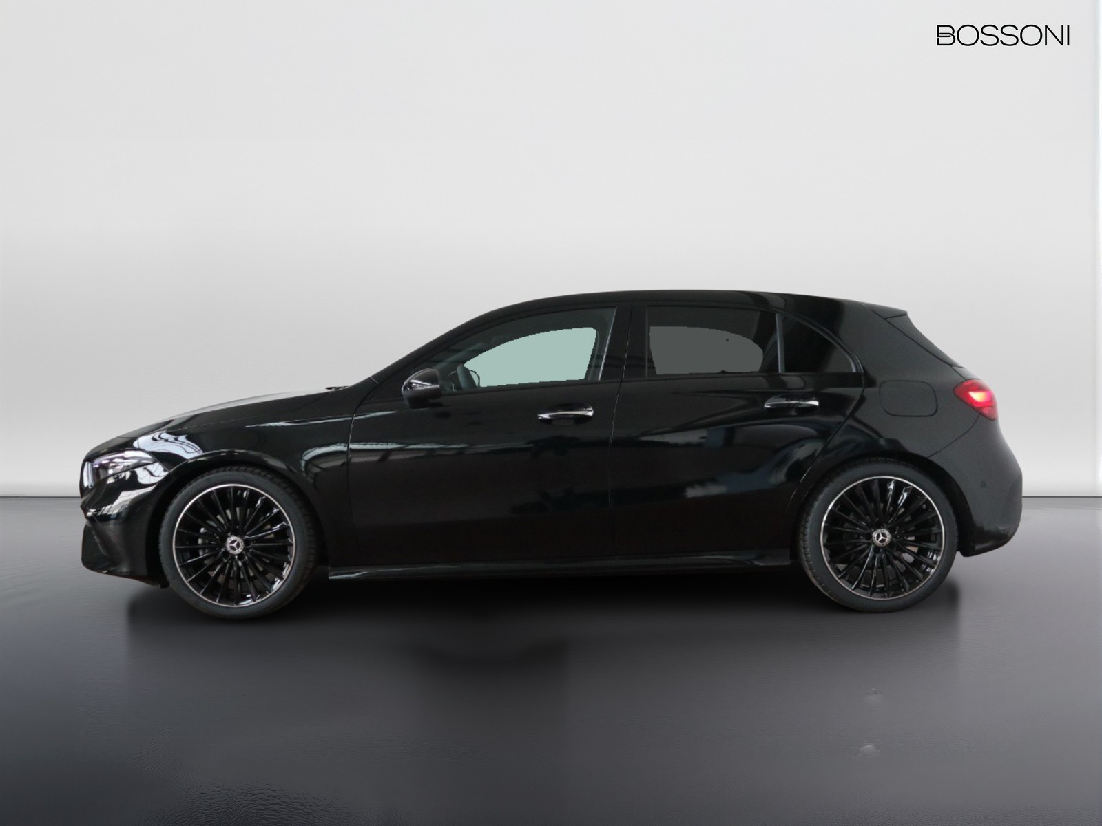 3 - Mercedes Classe A 180 d amg line premium speedshift dct amg 8g