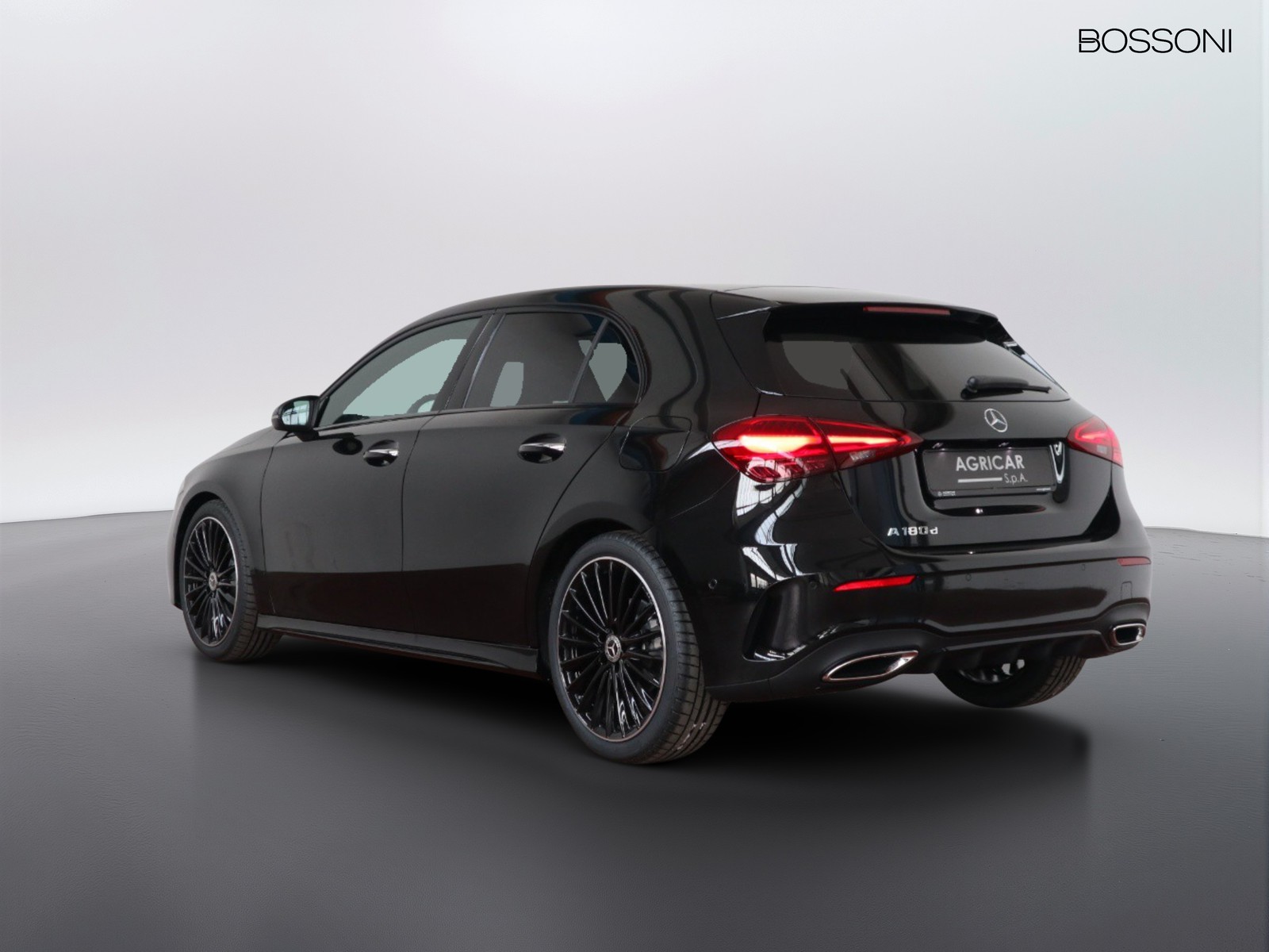 5 - Mercedes Classe A 180 d amg line premium speedshift dct amg 8g