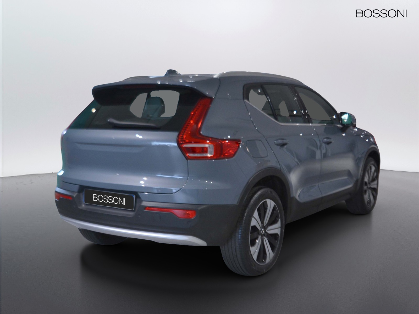 3 - Volvo XC40 1.5 t5 recharge plug-in-hybrid plus bright automatico