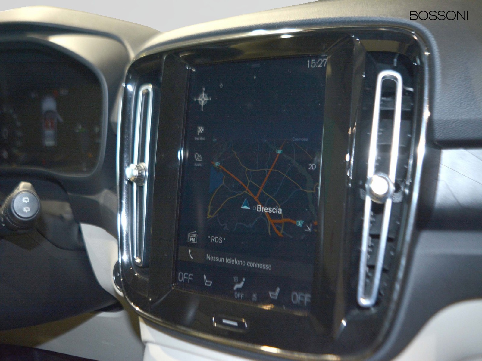 10 - Volvo XC40 1.5 t5 recharge plug-in-hybrid plus bright automatico