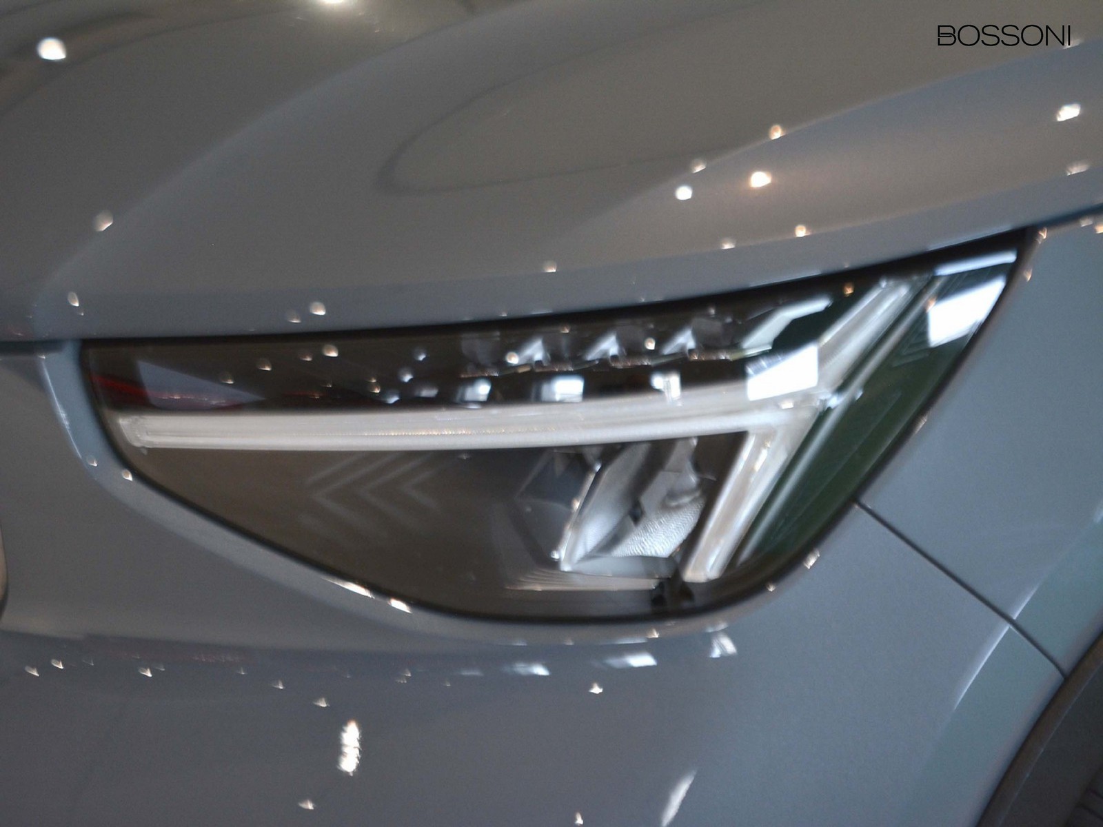 22 - Volvo XC40 1.5 t5 recharge plug-in-hybrid plus bright automatico