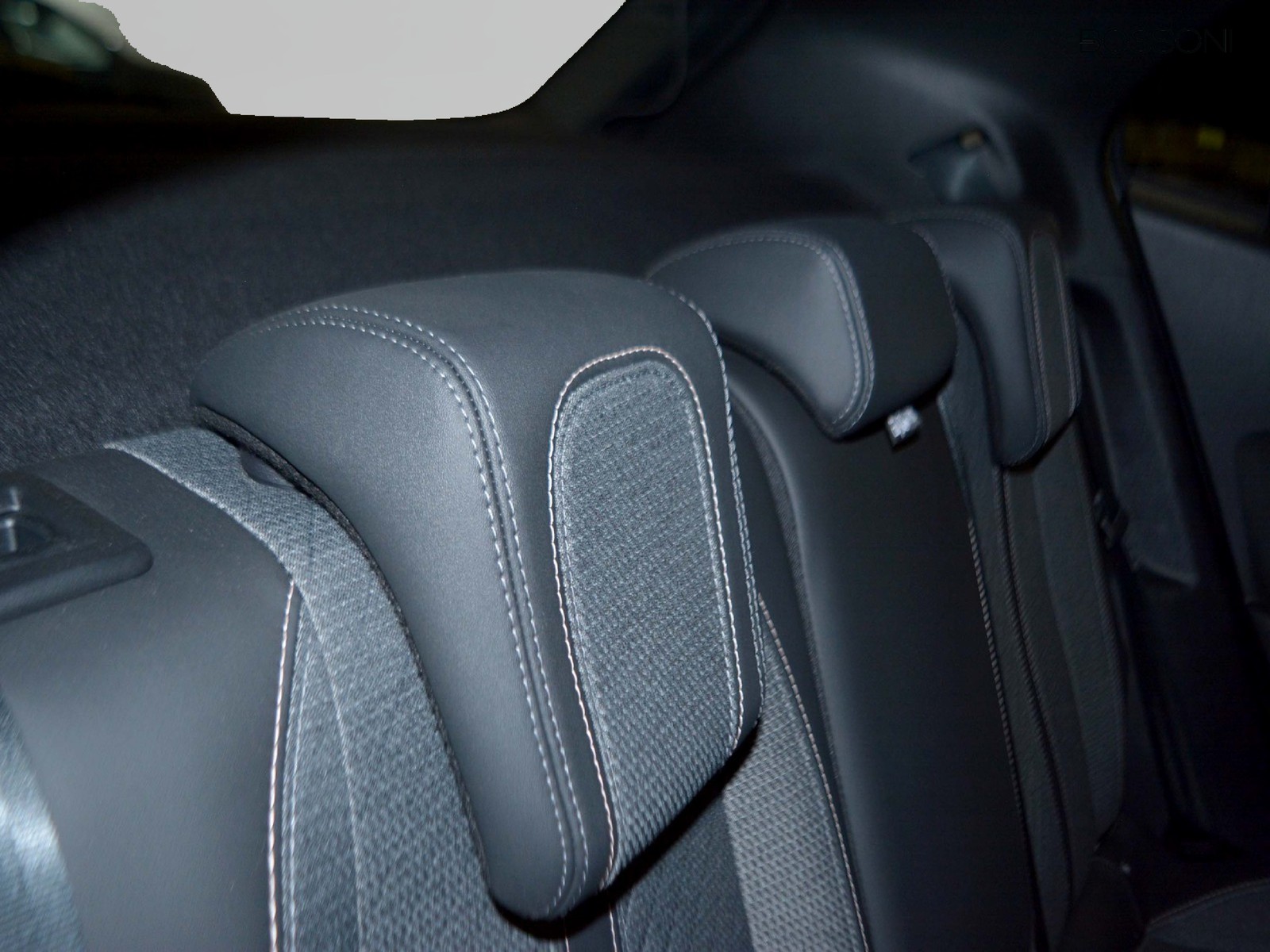 6 - Peugeot 2008 1.2 puretech 100cv allure s&s