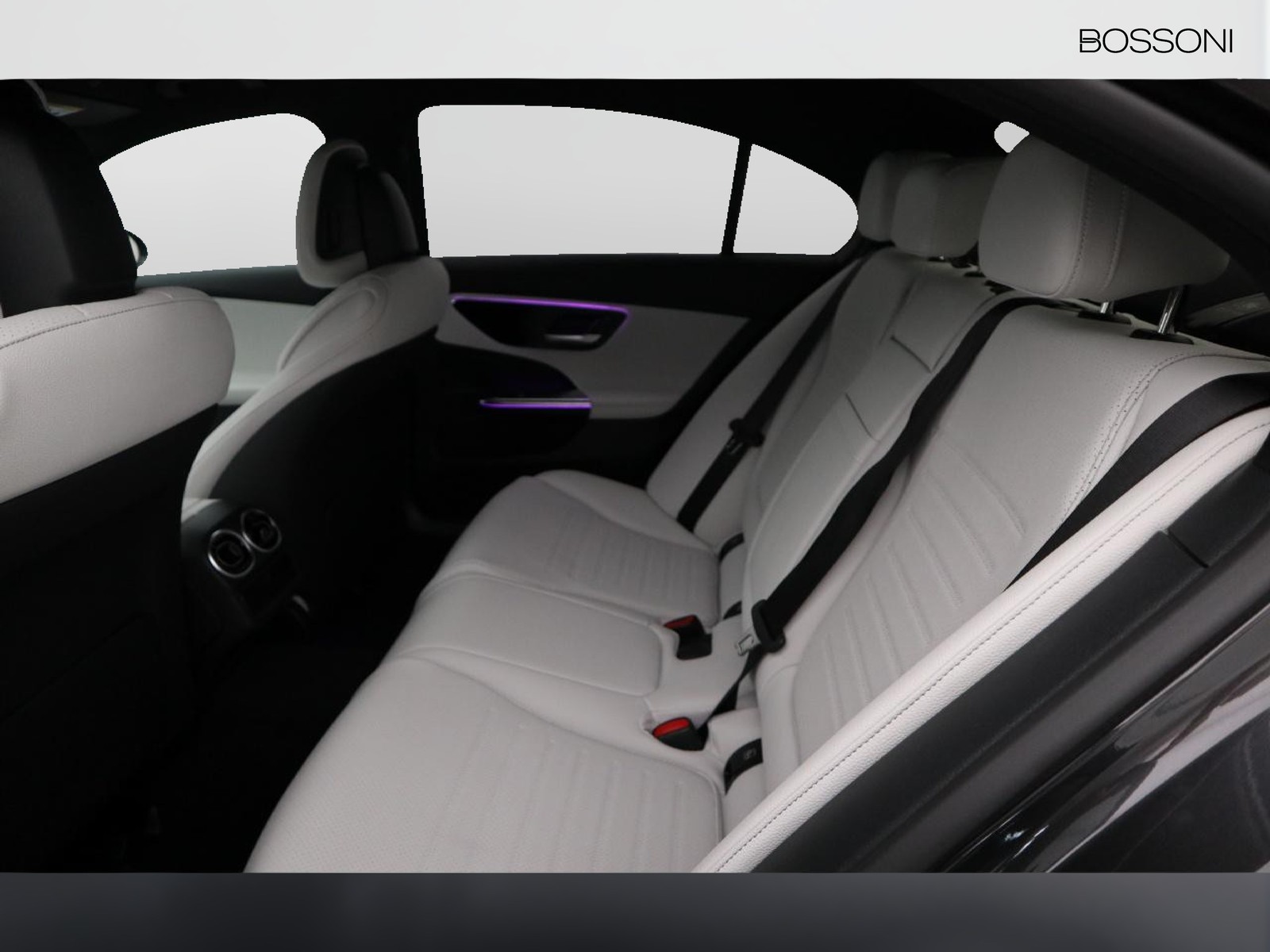 8 - Mercedes Classe C berlina 220 d mild hybrid 200cv amg line premium 4matic 9g-tronic