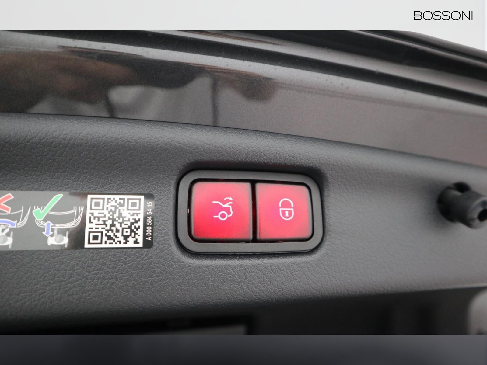 18 - Mercedes Classe C berlina 220 d mild hybrid 200cv amg line premium 4matic 9g-tronic