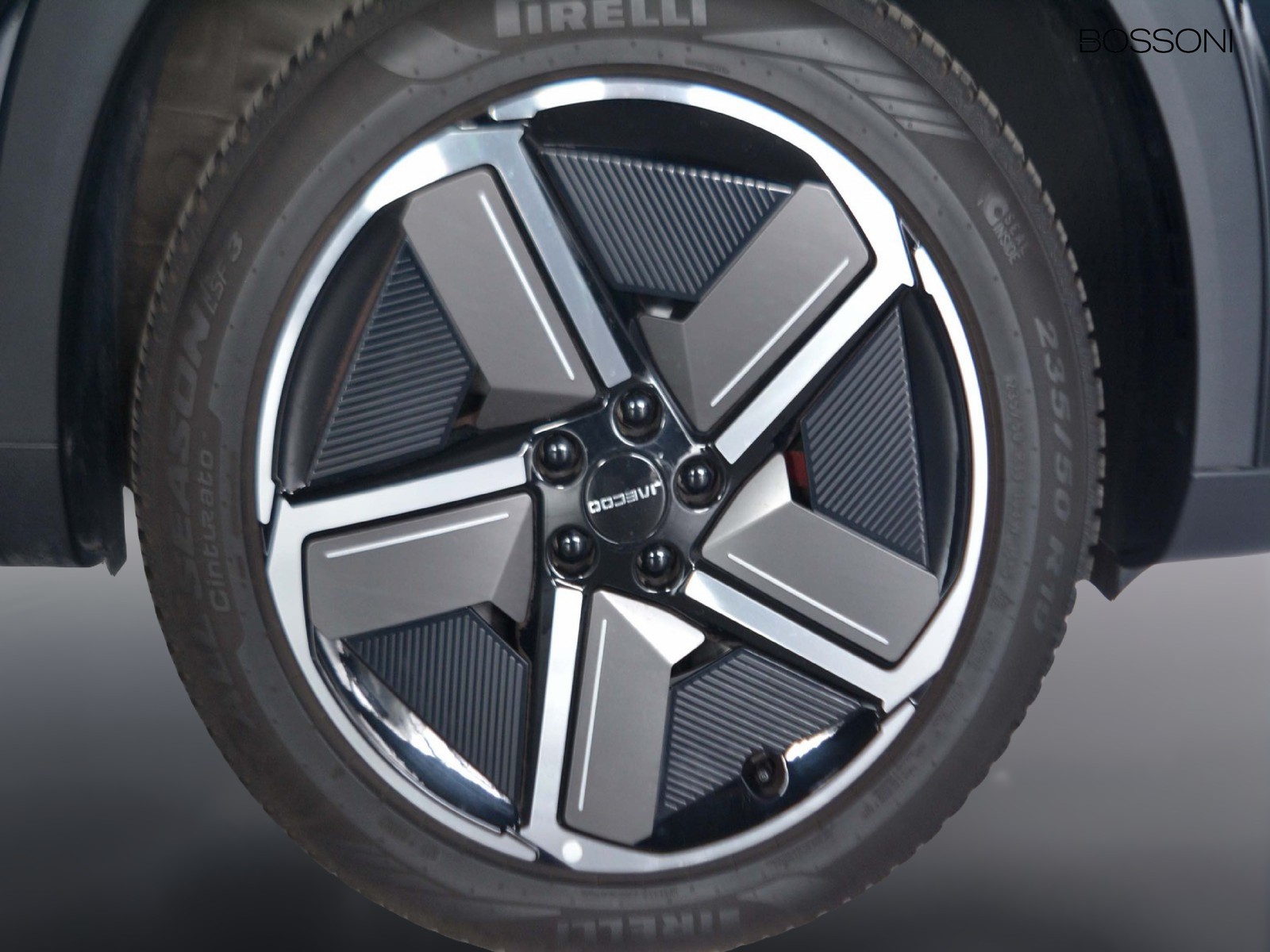 16 - Jaecoo 7 1.6 tgdi exclusive awd 7dct