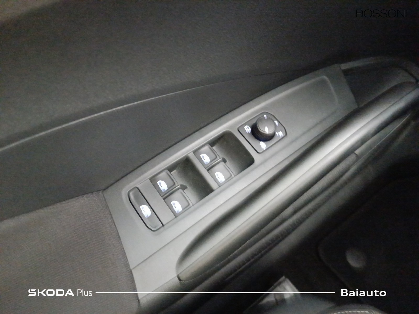 18 - Skoda Fabia 1.0 tsi evo 95cv 130 edition