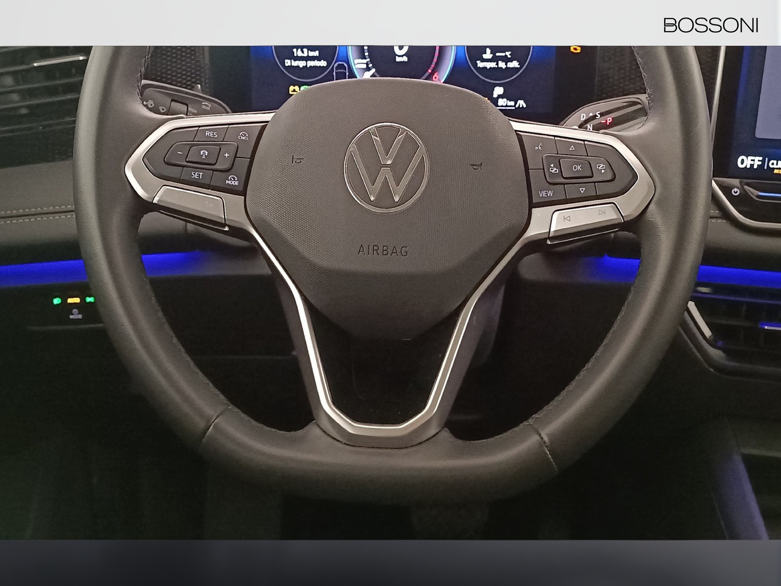 15 - Volkswagen Tiguan 2.0 tdi scr 150cv life dsg