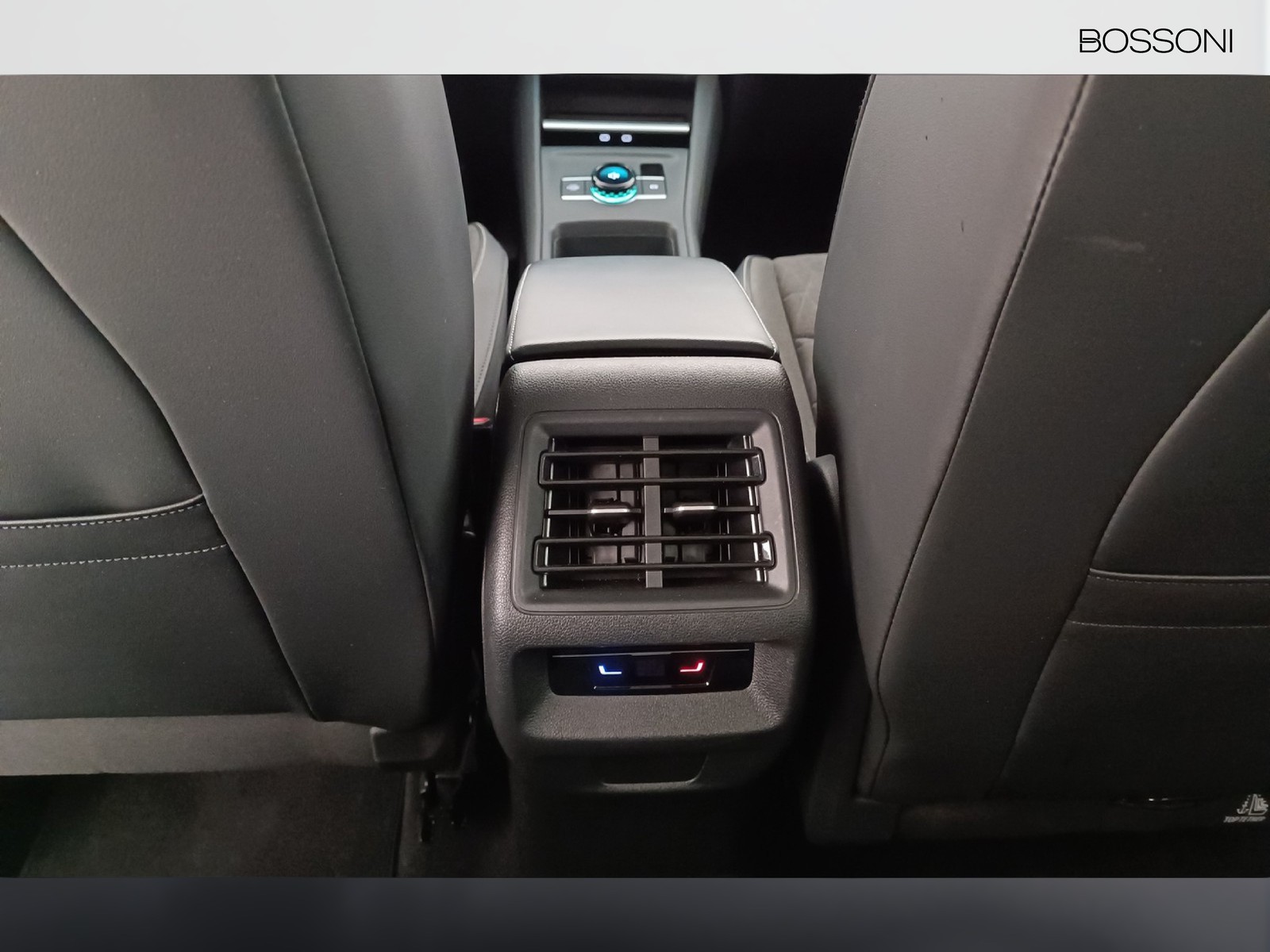 34 - Volkswagen Tiguan 2.0 tdi scr 150cv life dsg