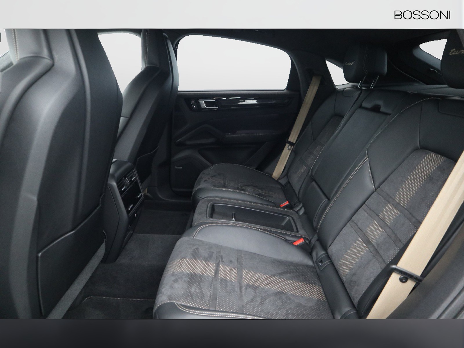 8 - Porsche Carrera coupe 4.0 v8 turbo turbo gt tiptronic