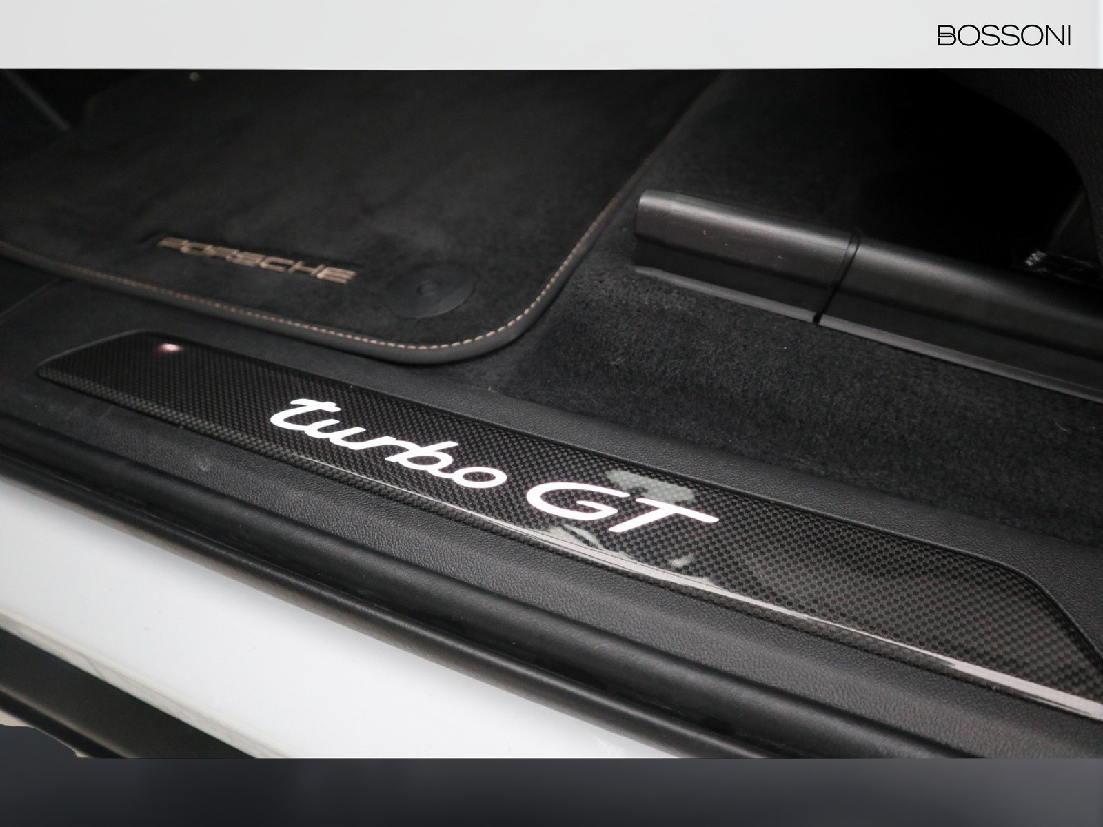 20 - Porsche Carrera coupe 4.0 v8 turbo turbo gt tiptronic