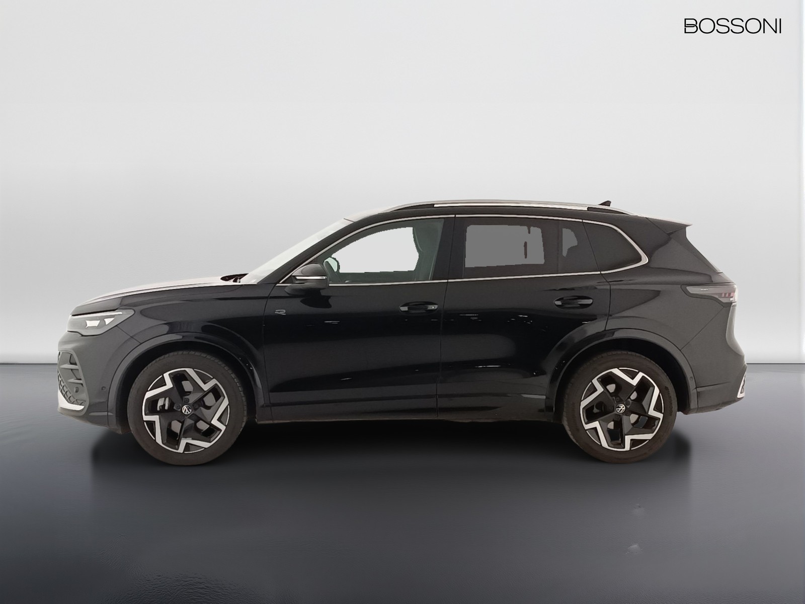 5 - Volkswagen Tiguan 2.0 tdi scr 150cv r-line dsg