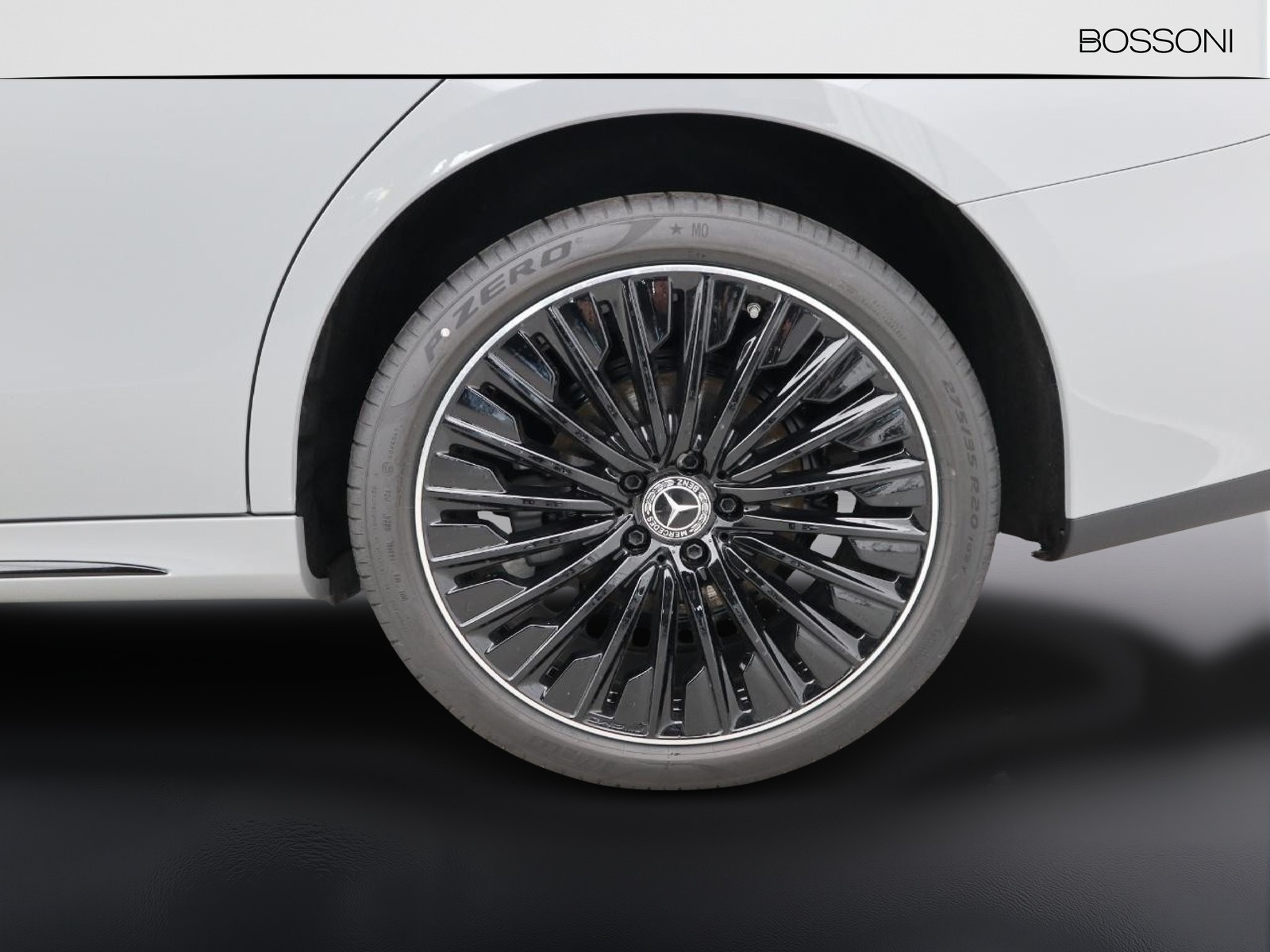 4 - Mercedes Classe E berlina 220 d amg line premium 4matic 9g-tronic