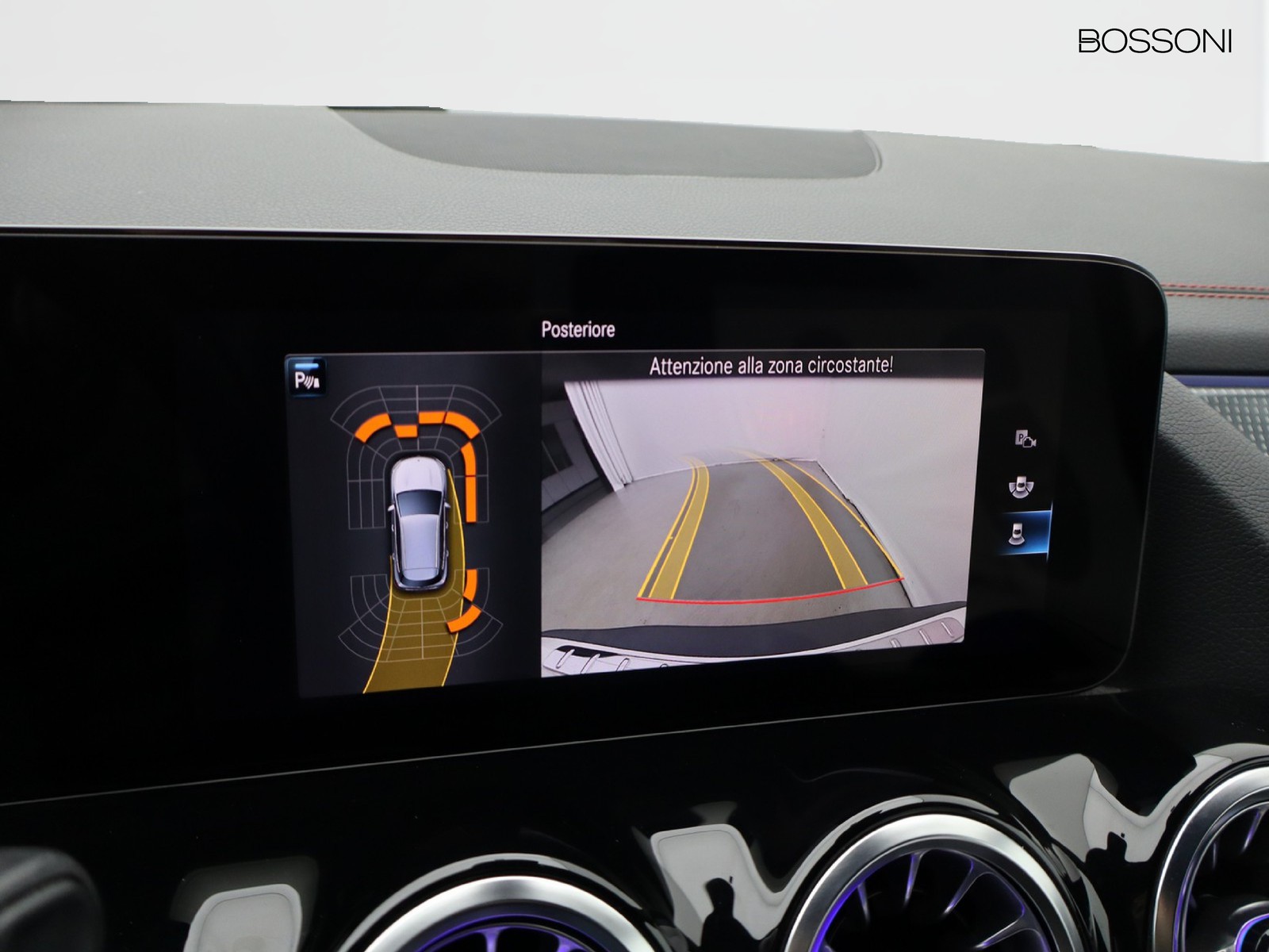 11 - Mercedes EQA 250 premium plus