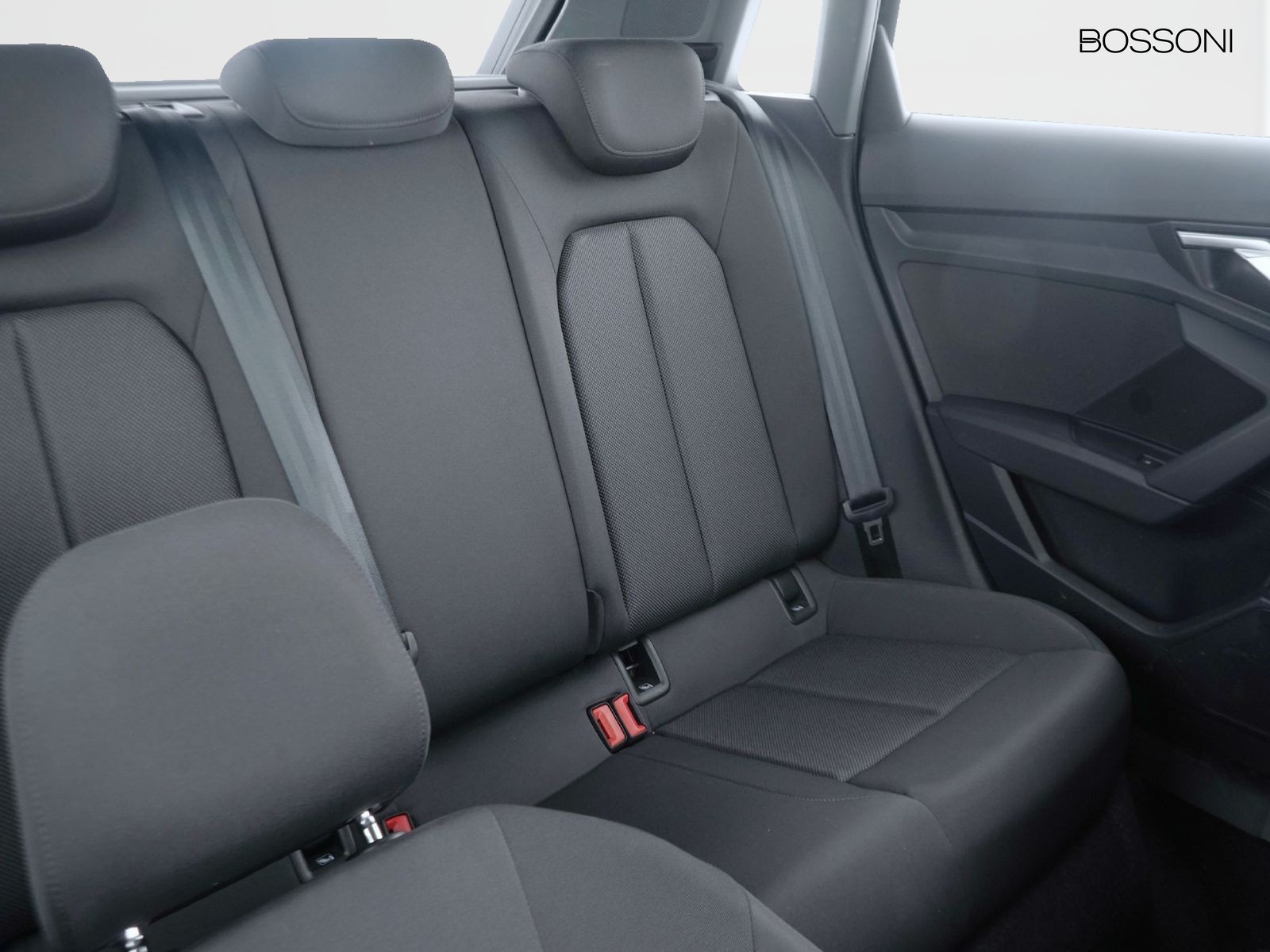 20 - Audi A3 sportback 35 2.0 tdi business s tronic