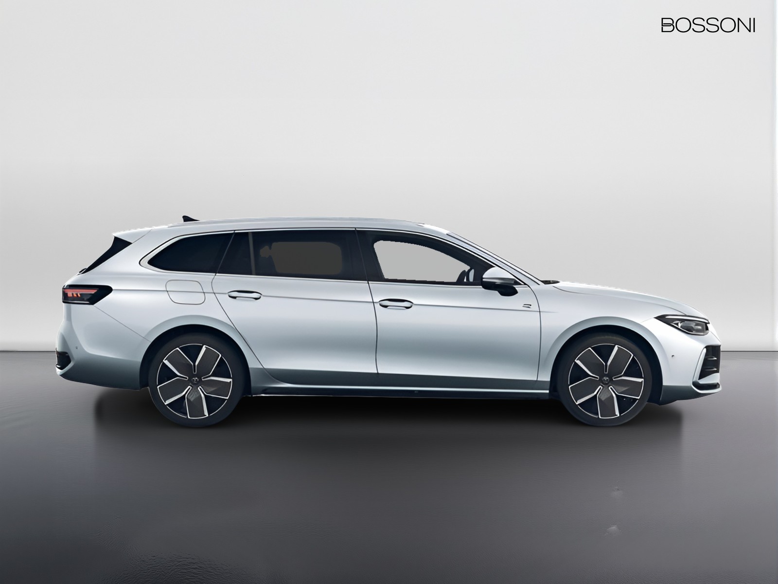 4 - Volkswagen Passat 2.0 tdi scr evo 150cv r-line plus dsg