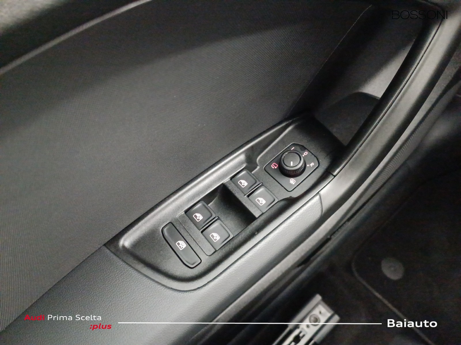 18 - Audi A1 allstreet 30 1.0 tfsi 116cv business s tronic