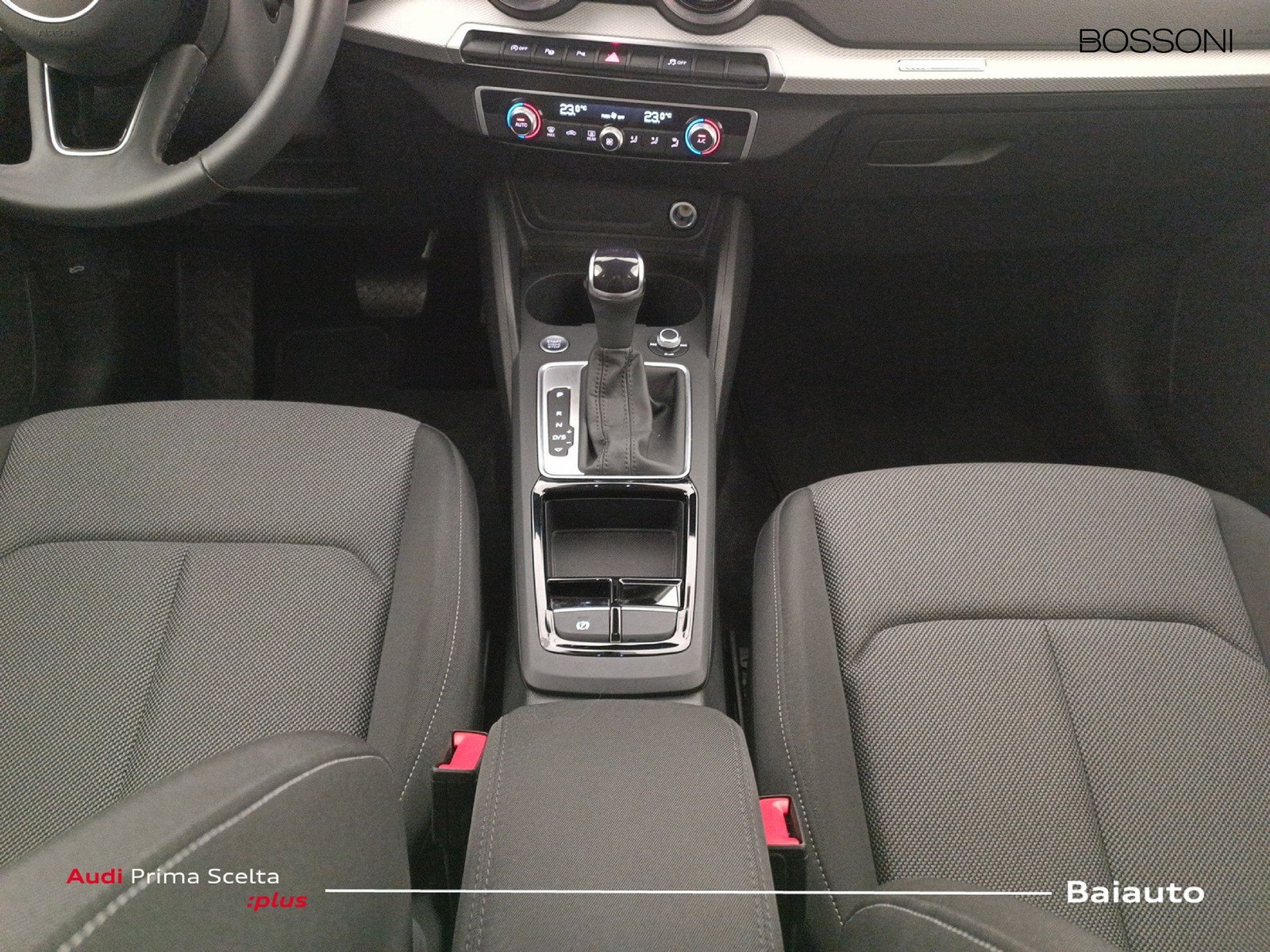 14 - Audi Q2 35 1.5 tfsi s line edition s tronic