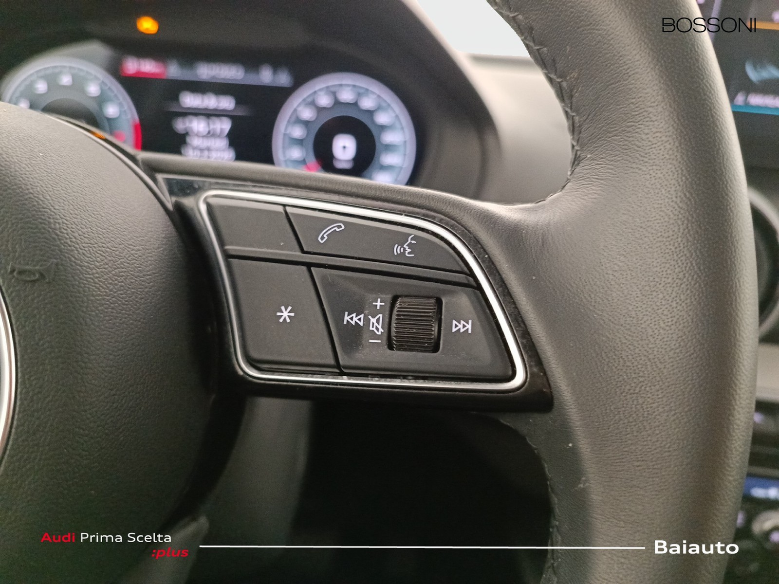 16 - Audi Q2 35 1.5 tfsi s line edition s tronic