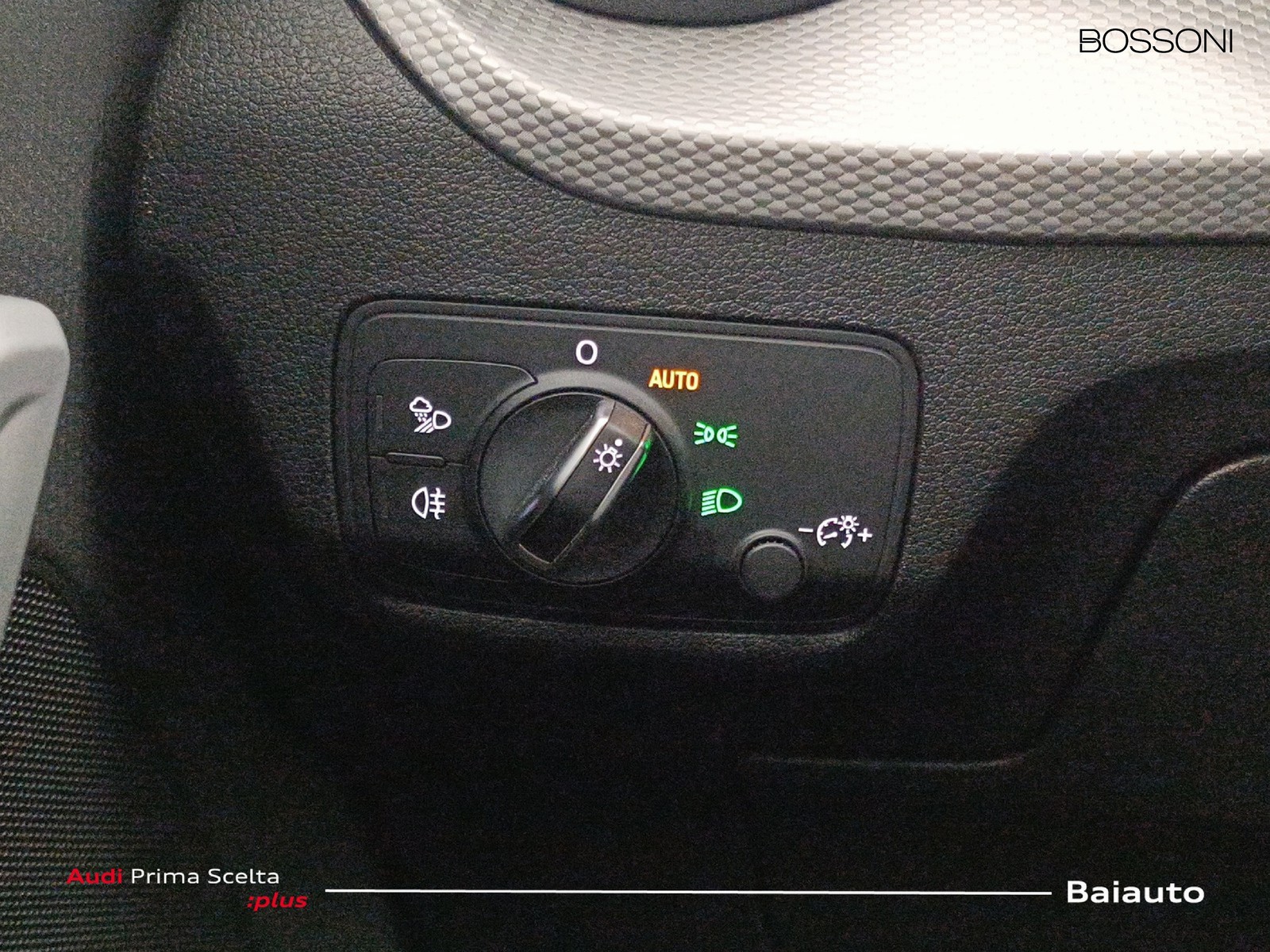 18 - Audi Q2 35 1.5 tfsi s line edition s tronic