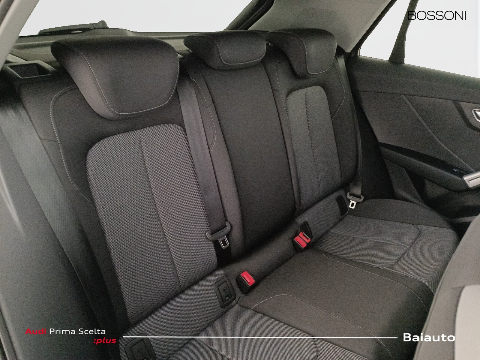 22 - Audi Q2 35 1.5 tfsi s line edition s tronic