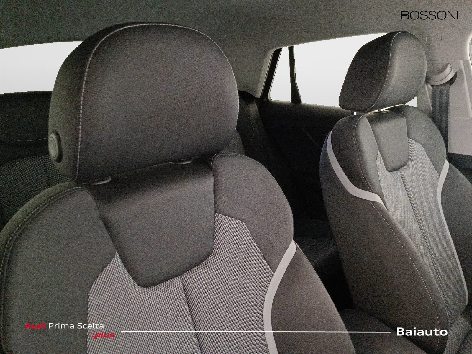 23 - Audi Q2 35 1.5 tfsi s line edition s tronic