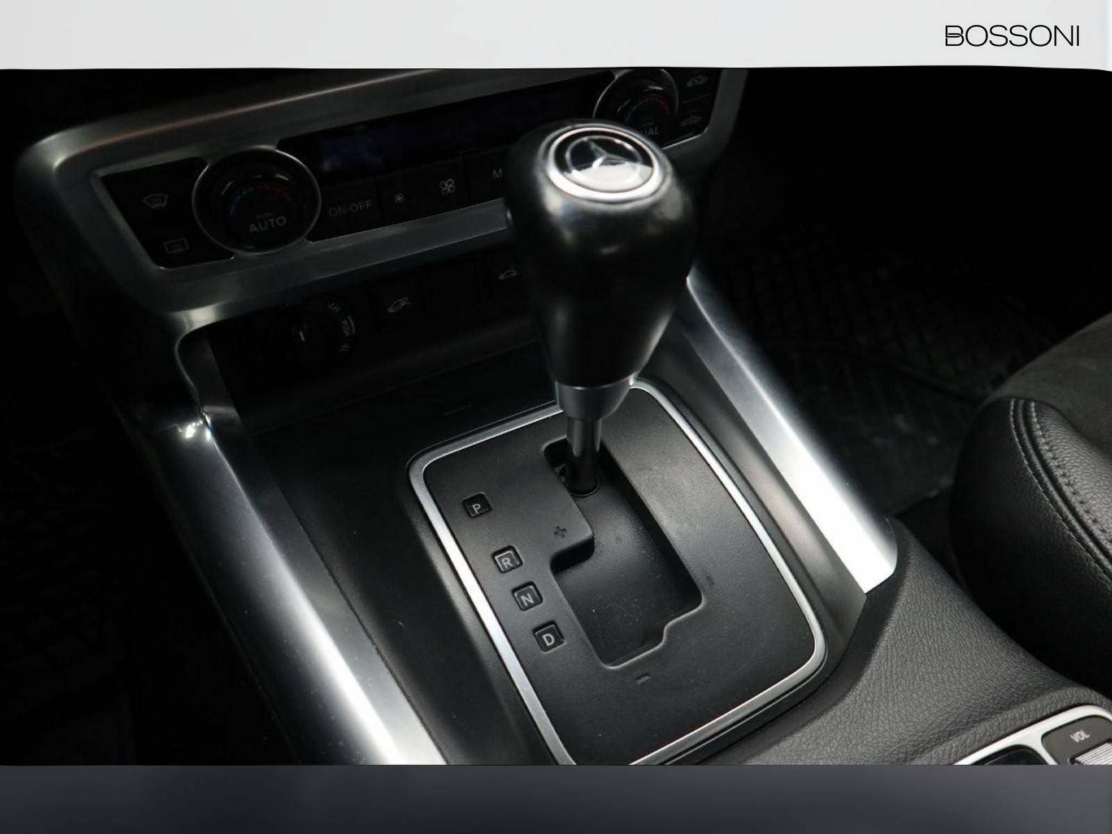 14 - Mercedes Vans Classe X 250 d power 4matic auto