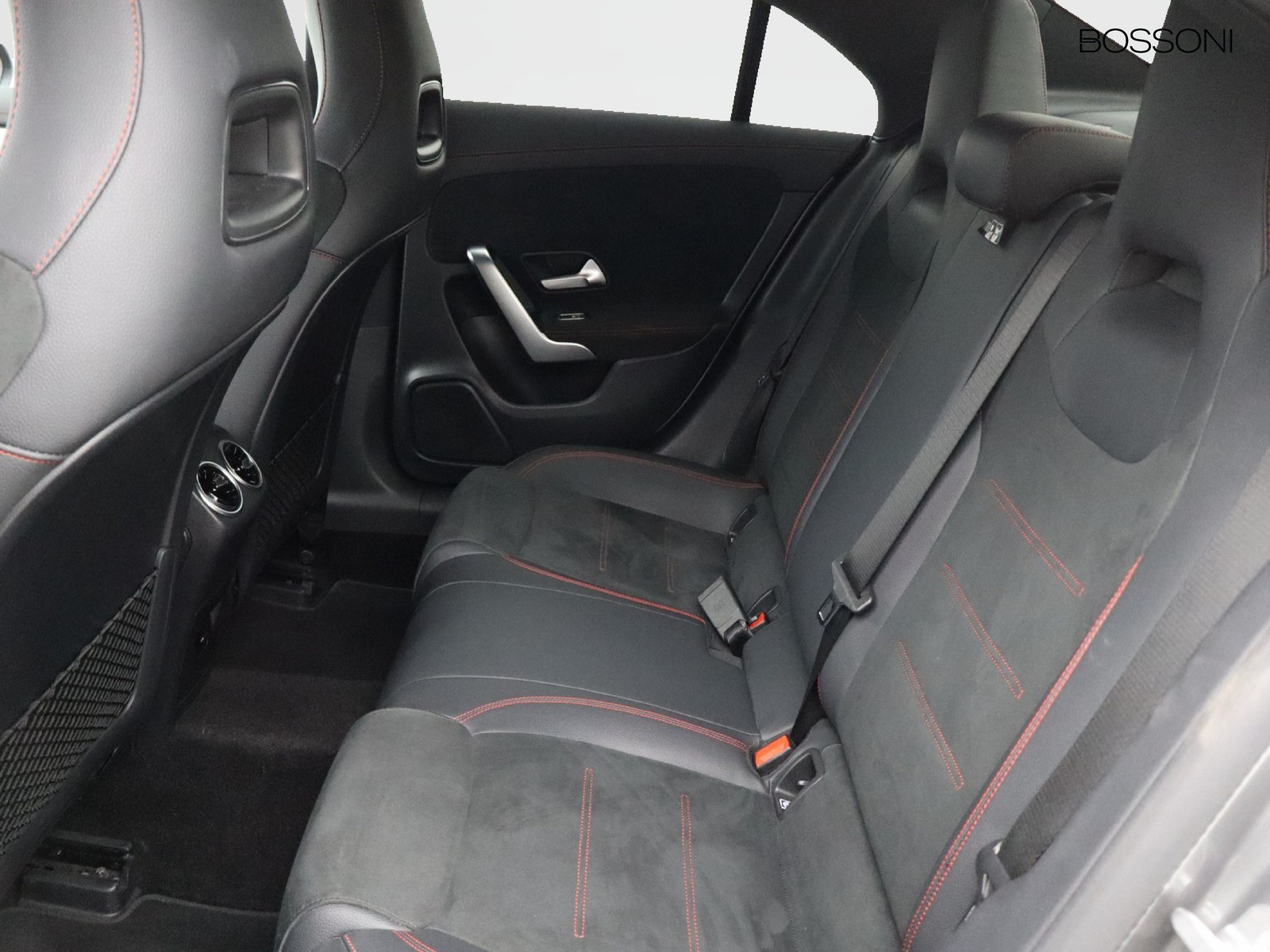 8 - Mercedes CLA coupe 180 d premium 8g-dct