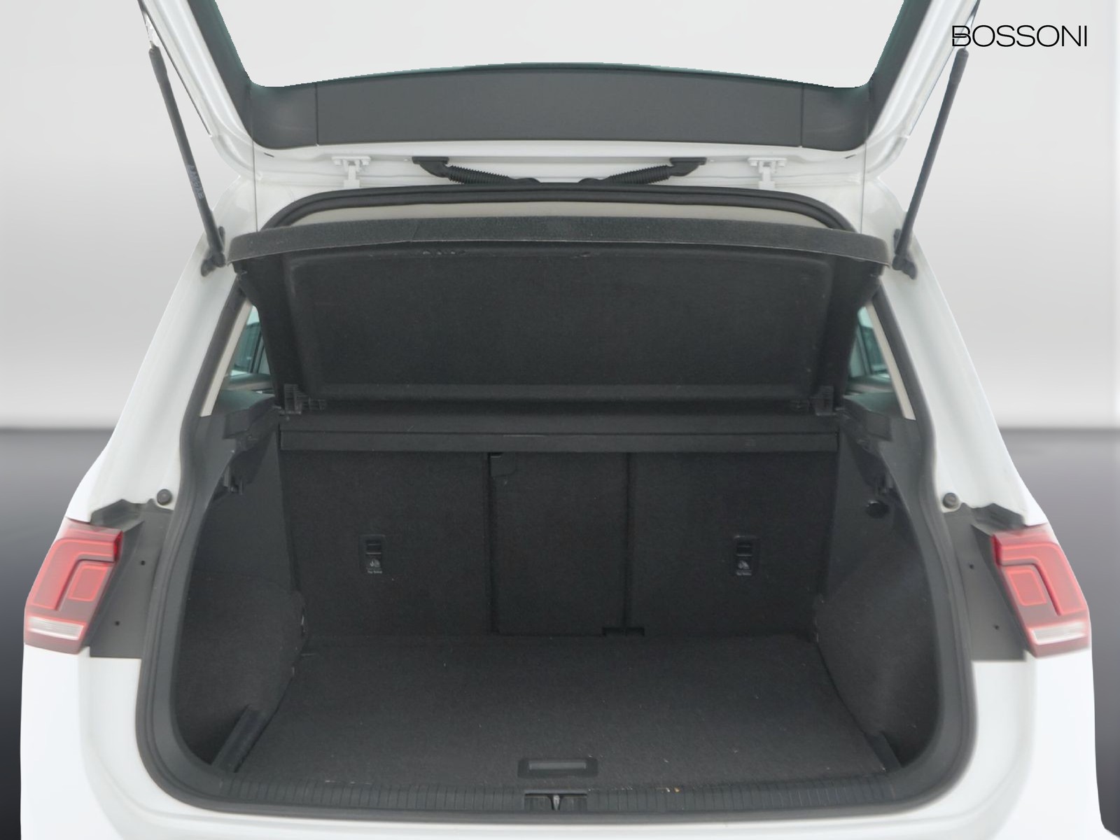 10 - Volkswagen Tiguan 2.0 tdi scr 150cv life dsg