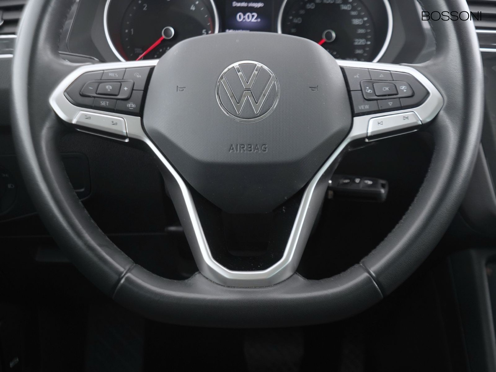 15 - Volkswagen Tiguan 2.0 tdi scr 150cv life dsg