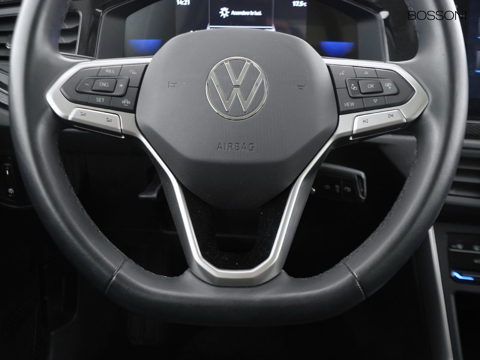 15 - Volkswagen Polo 1.0 evo 80cv life