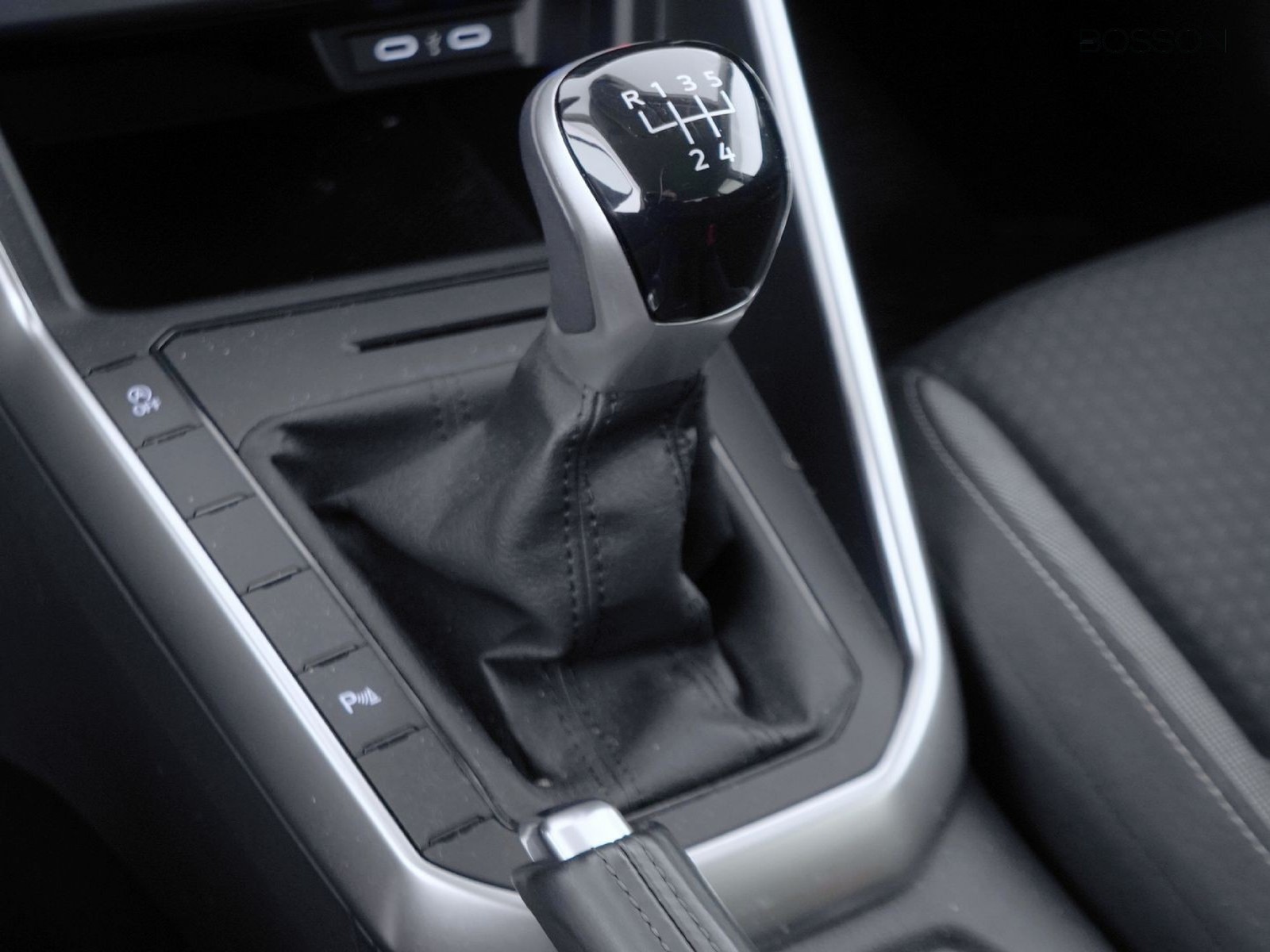 22 - Volkswagen Polo 1.0 evo 80cv life