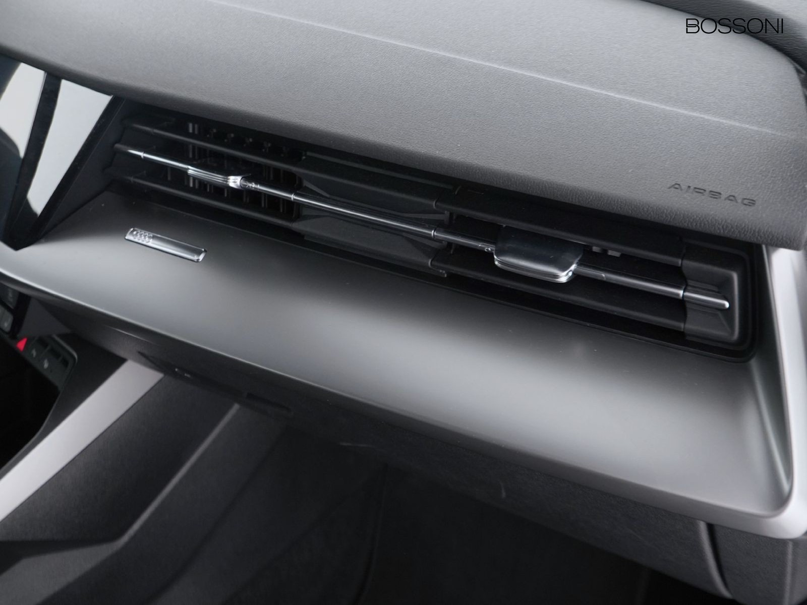 18 - Audi A3 sportback 30 2.0 tdi business advanced s tronic