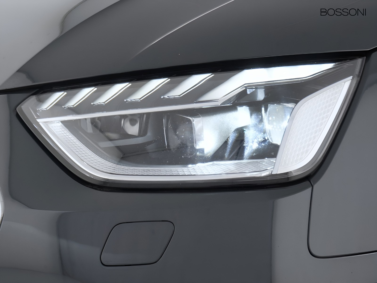 6 - Audi A4 avant 30 2.0 tdi mhev 136cv business advanced s tronic