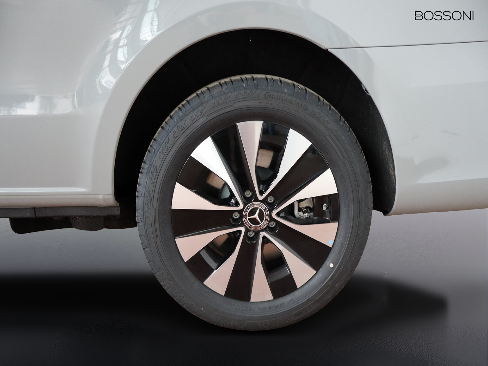 4 - Mercedes Vans Vito mixto 116 cdi long select 9g-tronic