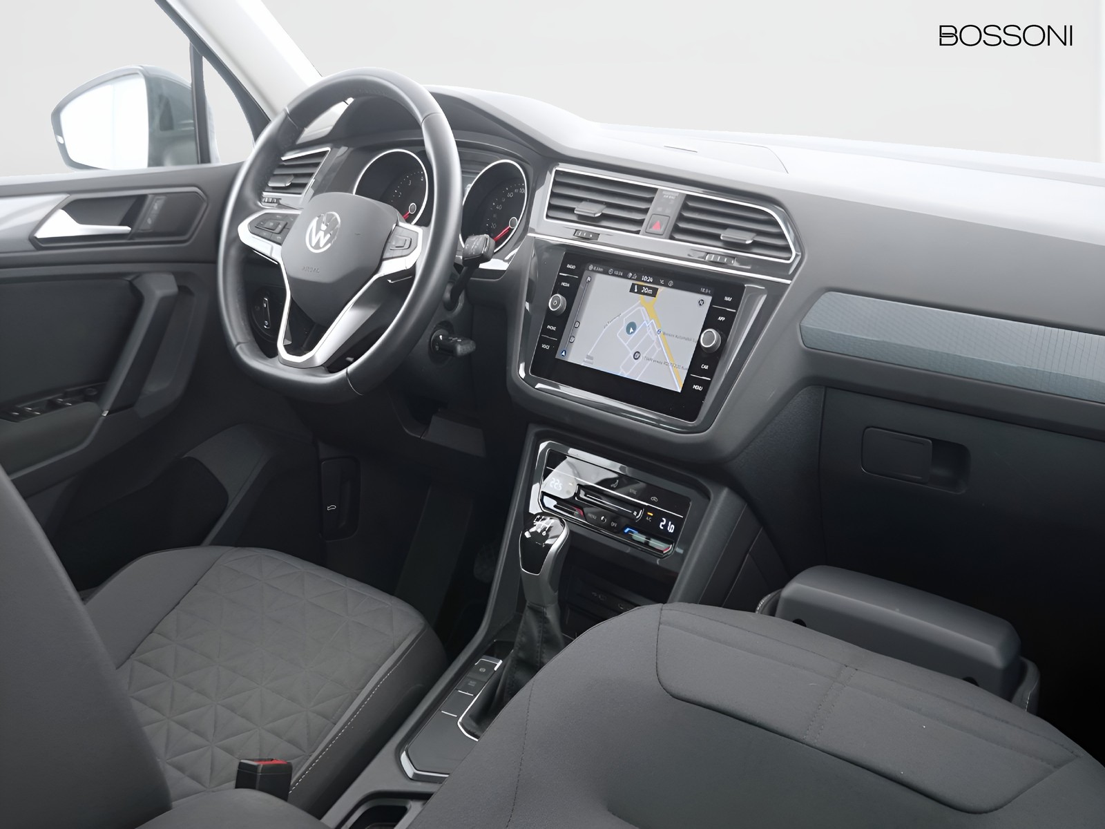 6 - Volkswagen Tiguan 1.5 tsi act 130cv life