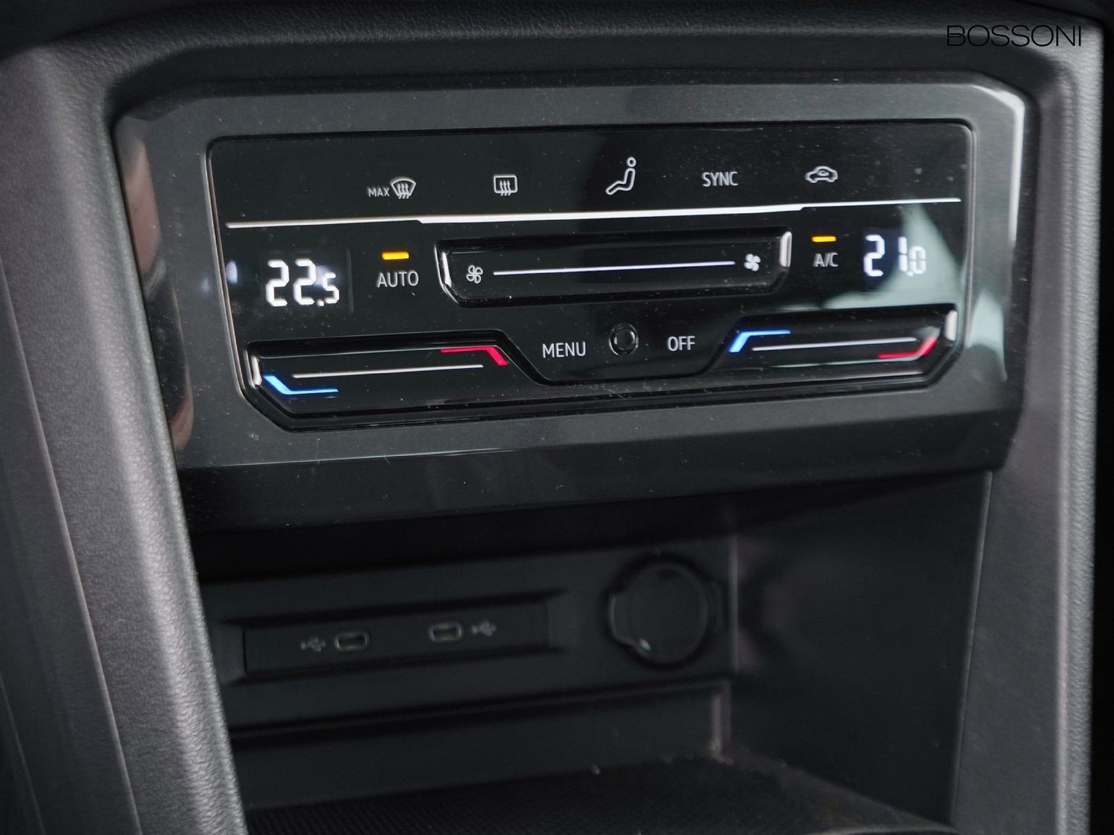 22 - Volkswagen Tiguan 1.5 tsi act 130cv life